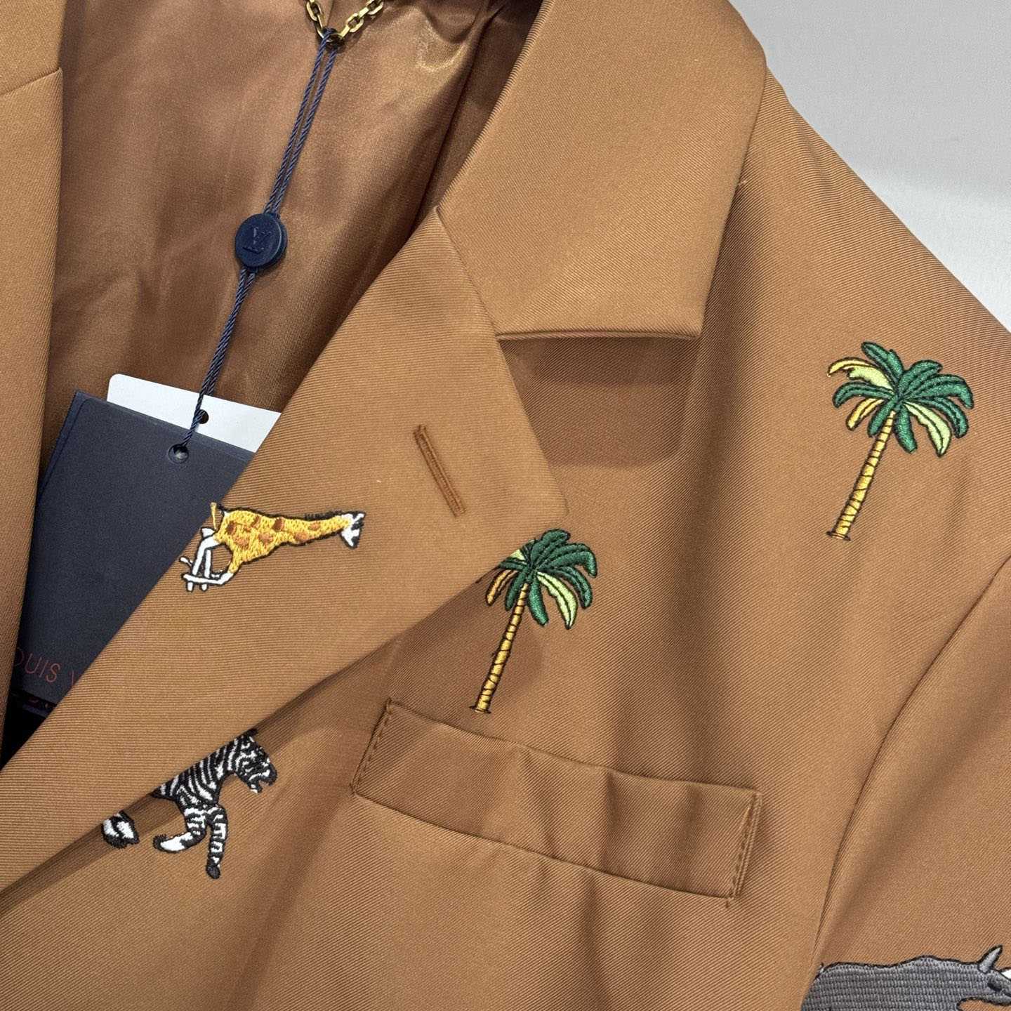 Louis Vuitton LV x The Darjeeling Limited Single-Breasted Jacket   1AJVIU - DesignerGu