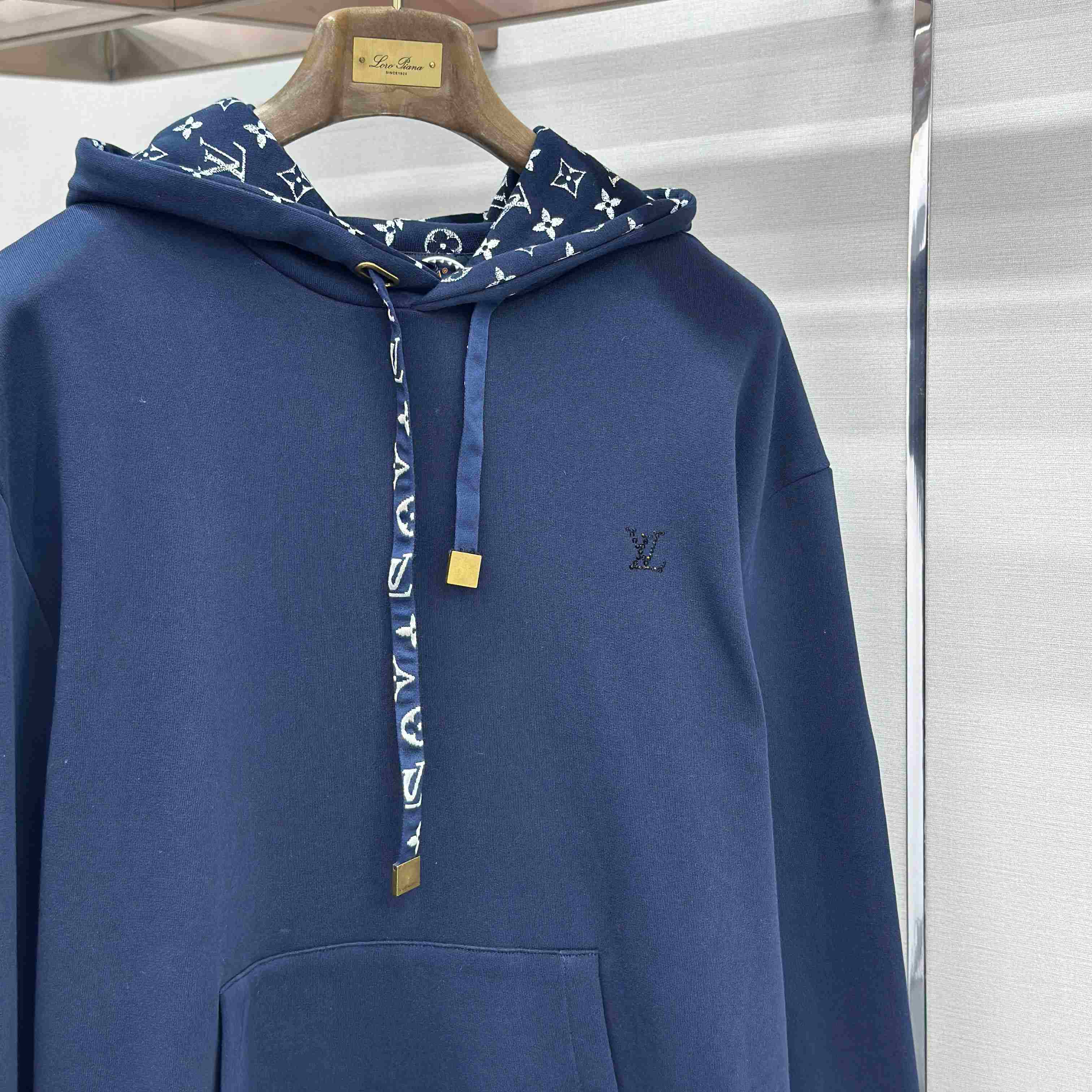 Louis Vuitton Cotton Hoodie 1AGJZY - DesignerGu