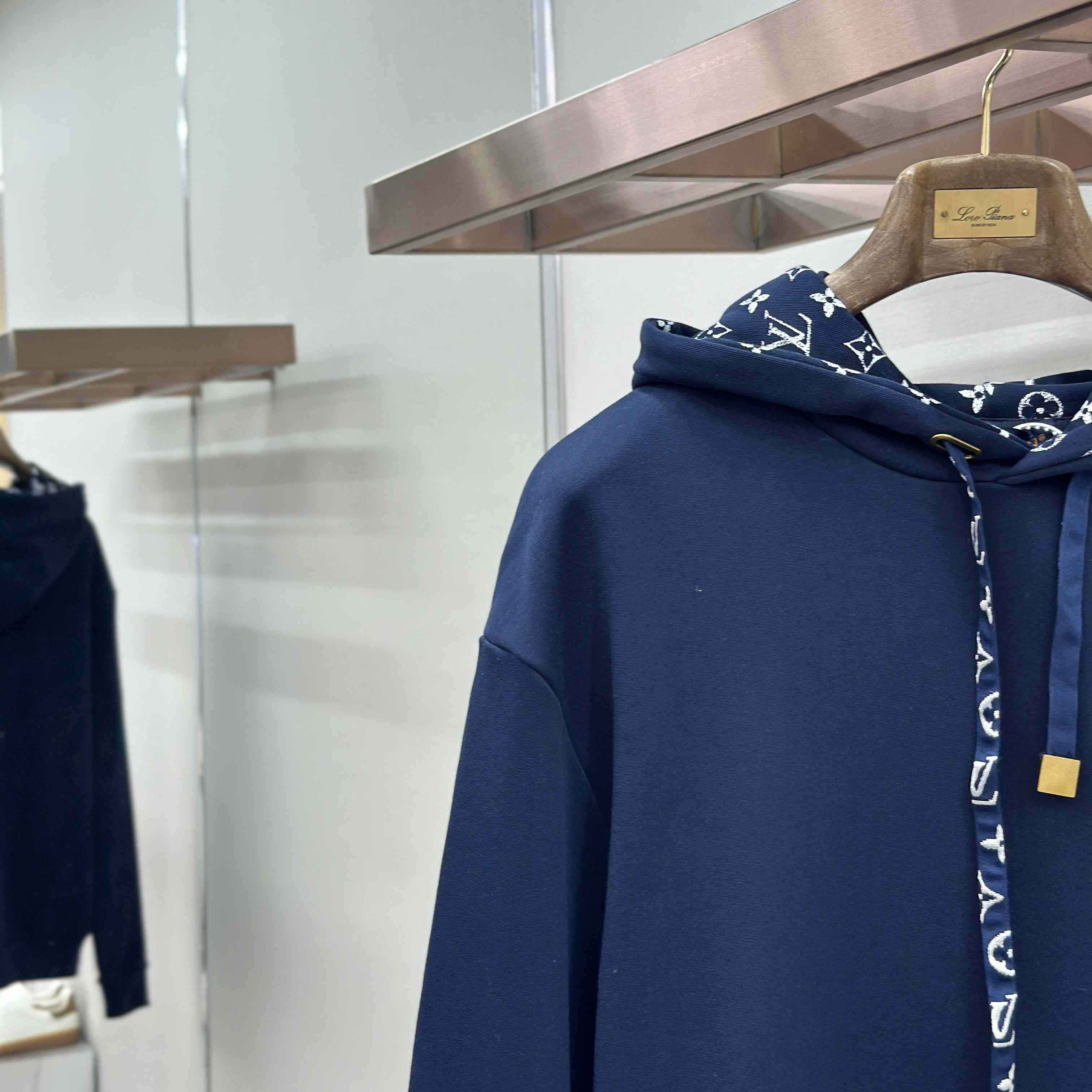 Louis Vuitton Cotton Hoodie 1AGJZY - DesignerGu