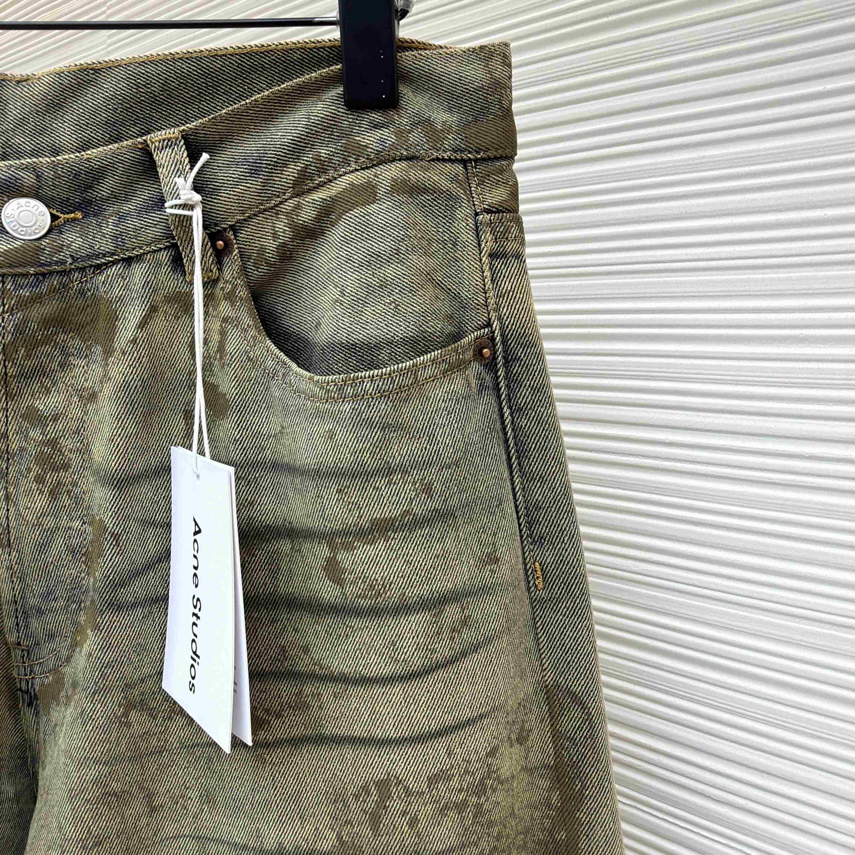 Acne Studios Regular Fit Jeans - 2021F  - DesignerGu