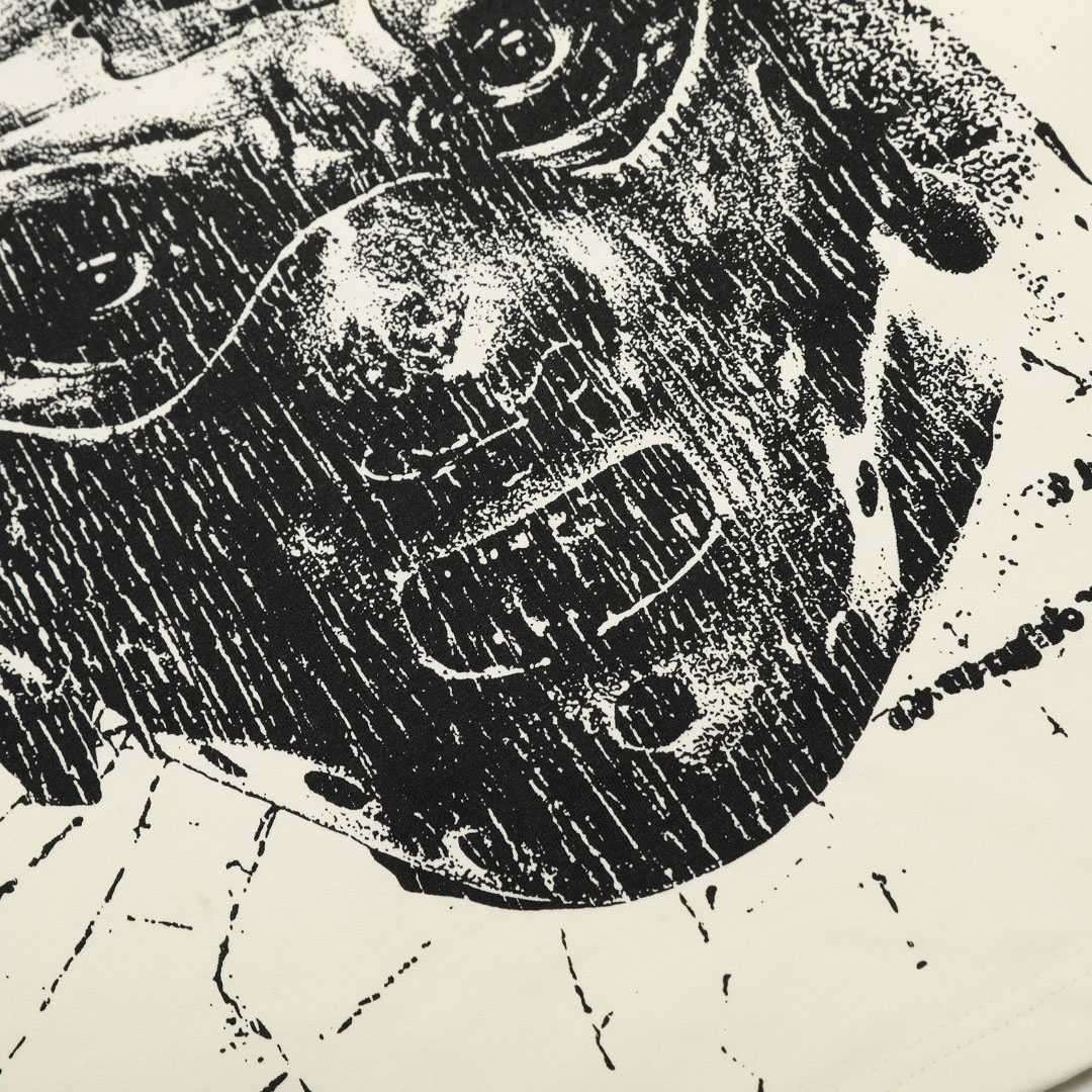 Hellstar Space War Graphic T-Shirt - DesignerGu