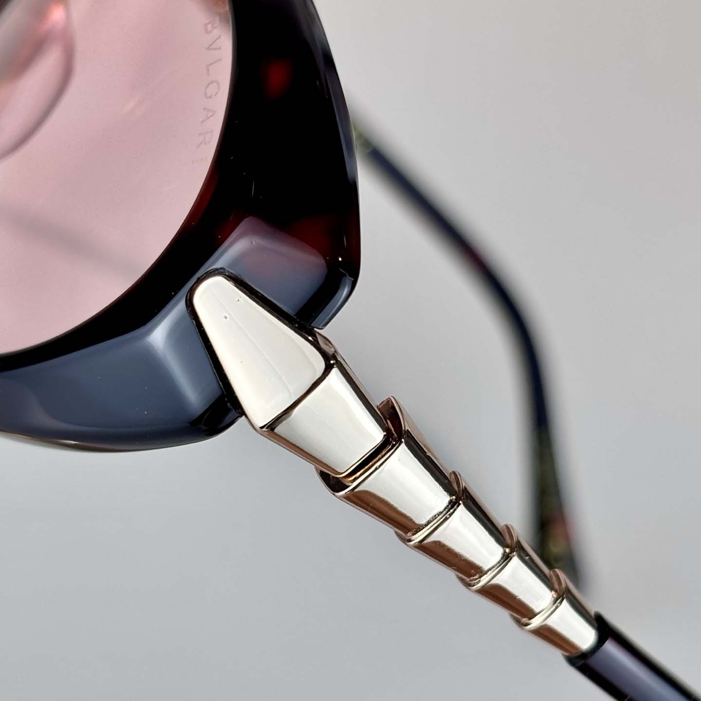 Bvlgari Serpenti Sunglasses     BV40068I - DesignerGu