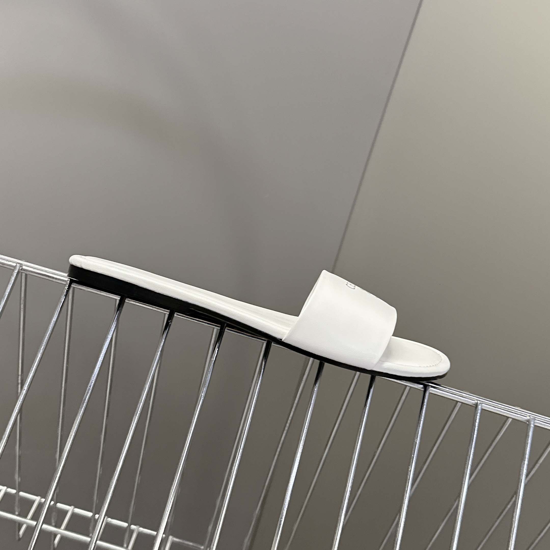 Celine Coast Mule In Lambskin - DesignerGu