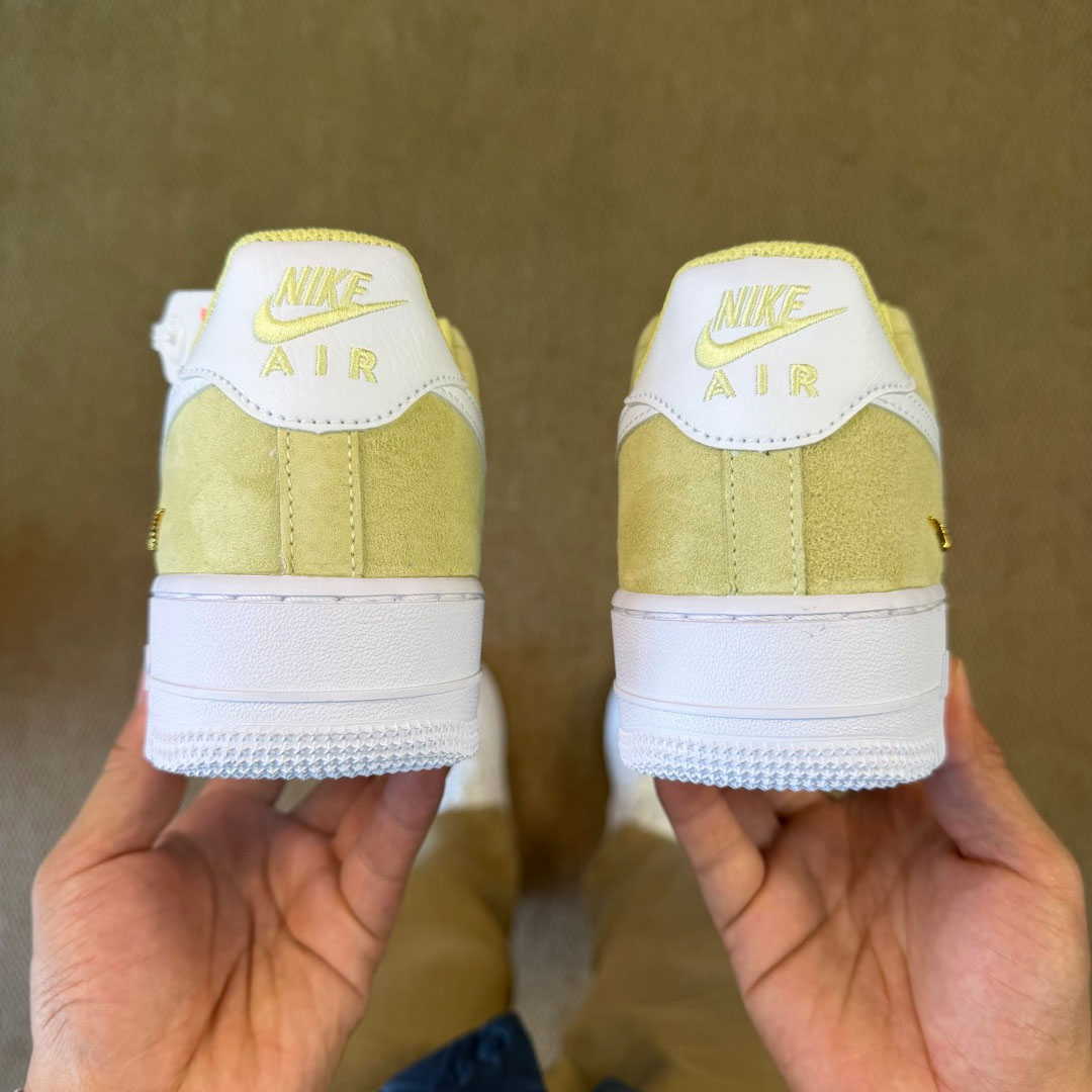 Nike Air Force 1 Low 