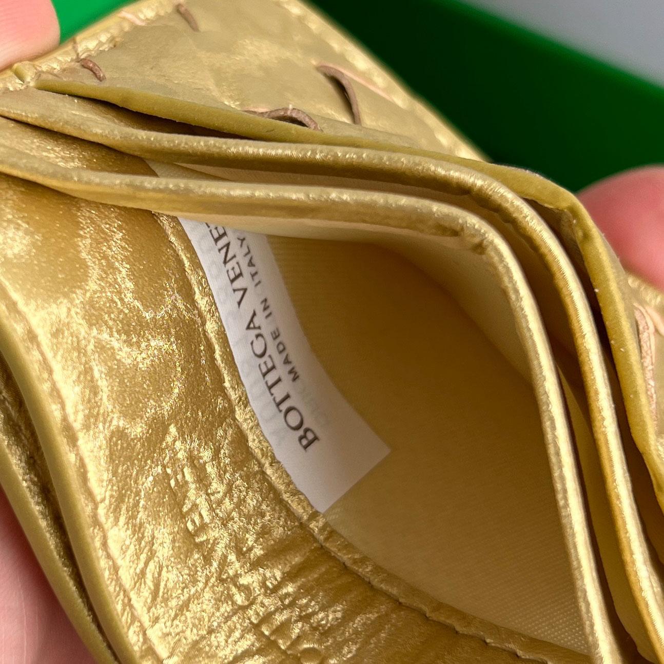 Bottega Veneta Intrecciato Credit Card Case - DesignerGu