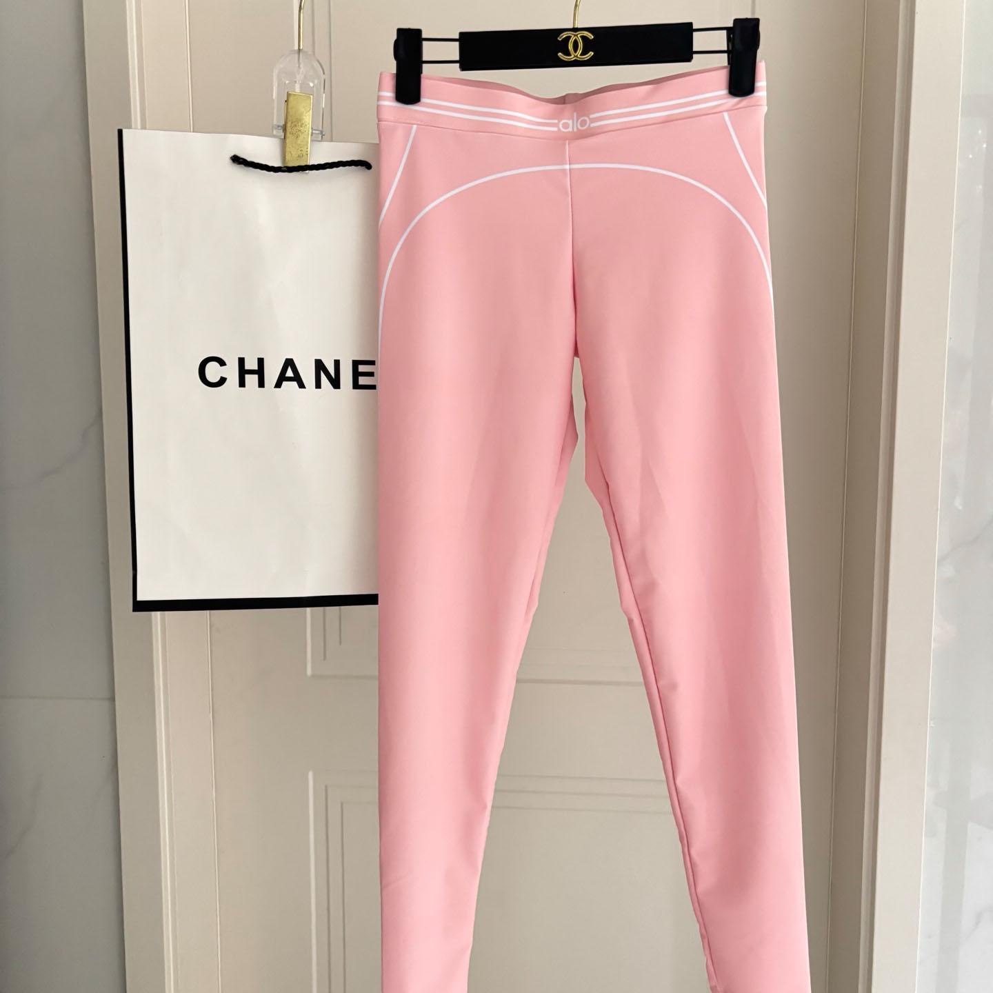 Alo Yoga - DesignerGu