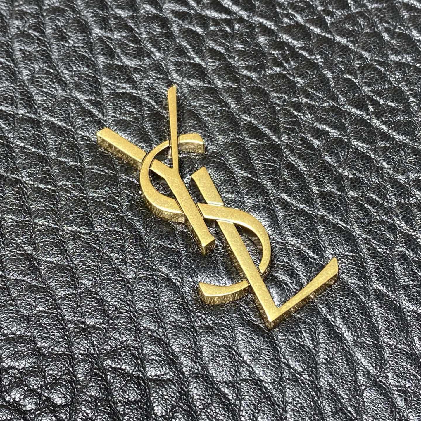 Saint Laurent Cassandre Large Pouch On Chain In Lambskin - DesignerGu