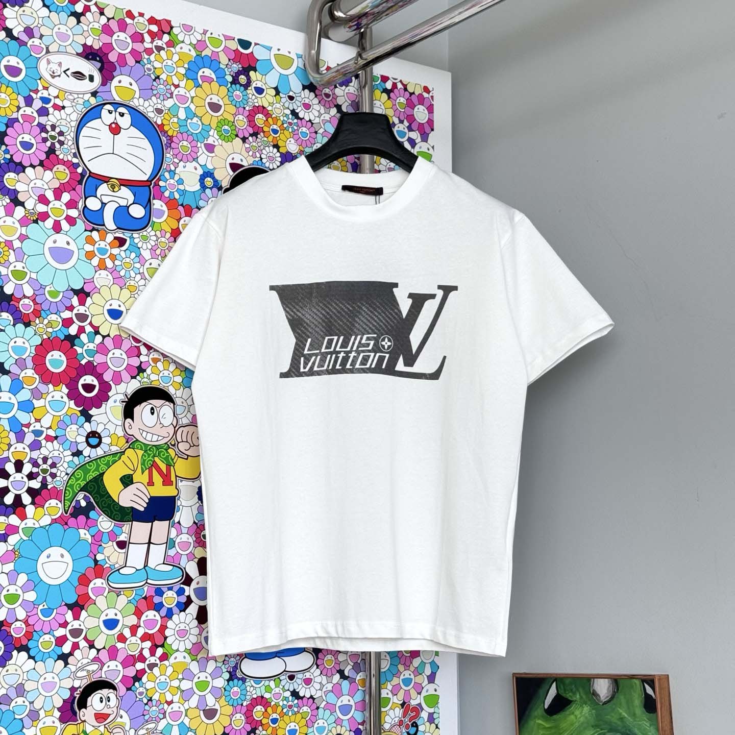 Louis Vuitton Printed Signature T-Shirt     1AJRDA - DesignerGu