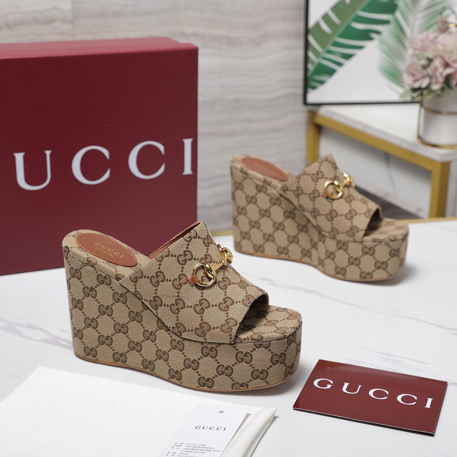 Gucci Wedge Sandal With Horsebit - DesignerGu