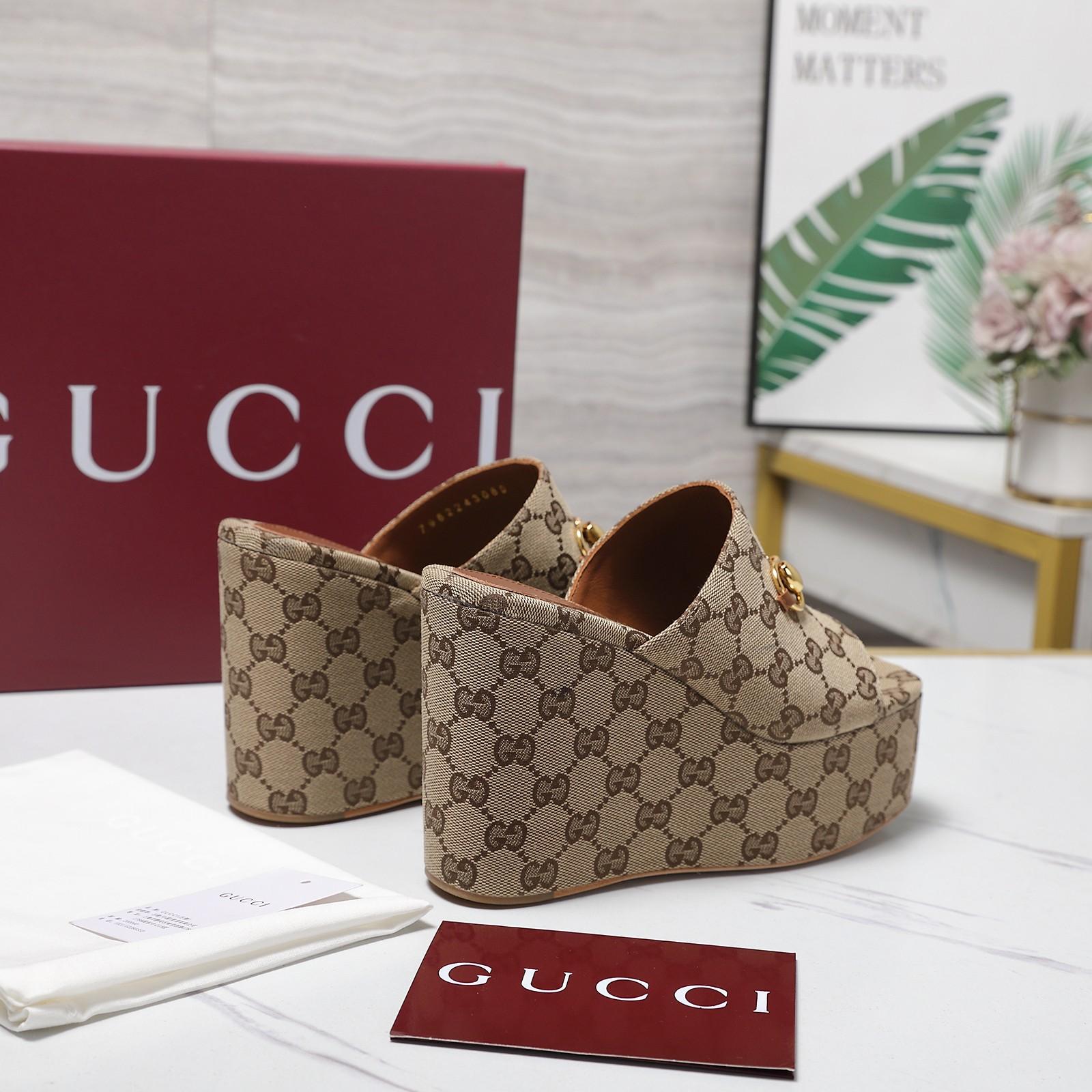 Gucci Wedge Sandal With Horsebit - DesignerGu