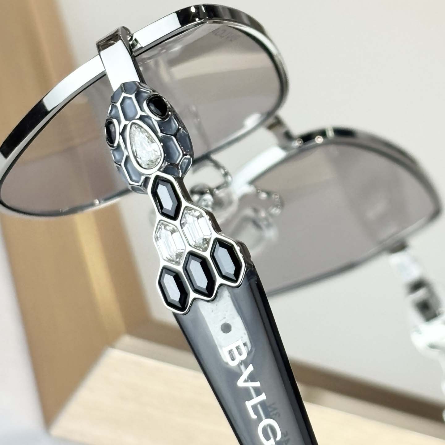 Bvlgari BV 1809LU Sunglasses      - DesignerGu