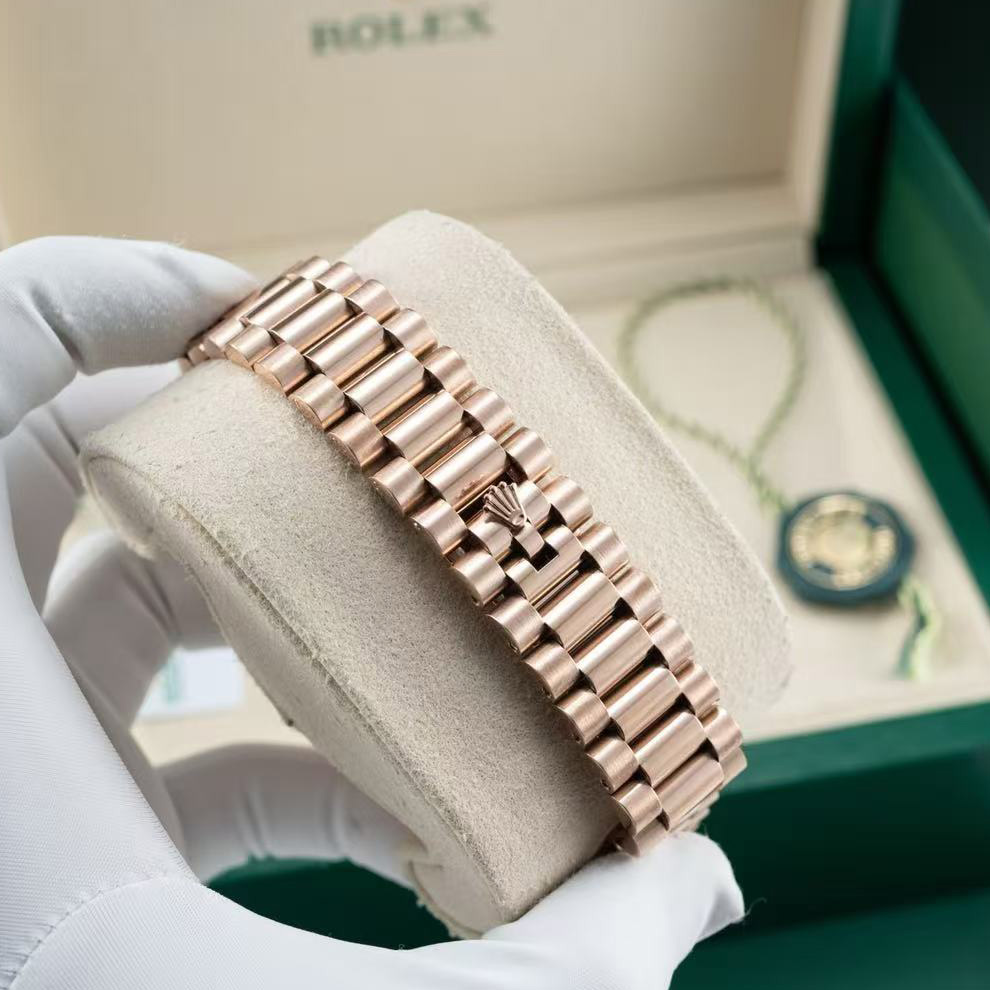 Rolex Day-Date 40mm - DesignerGu