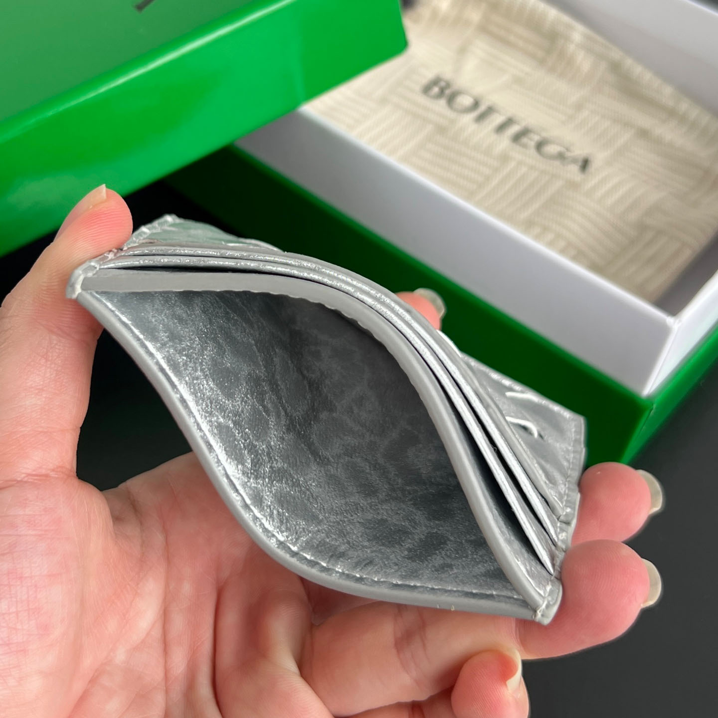 Bottega Veneta Intrecciato Credit Card Case - DesignerGu