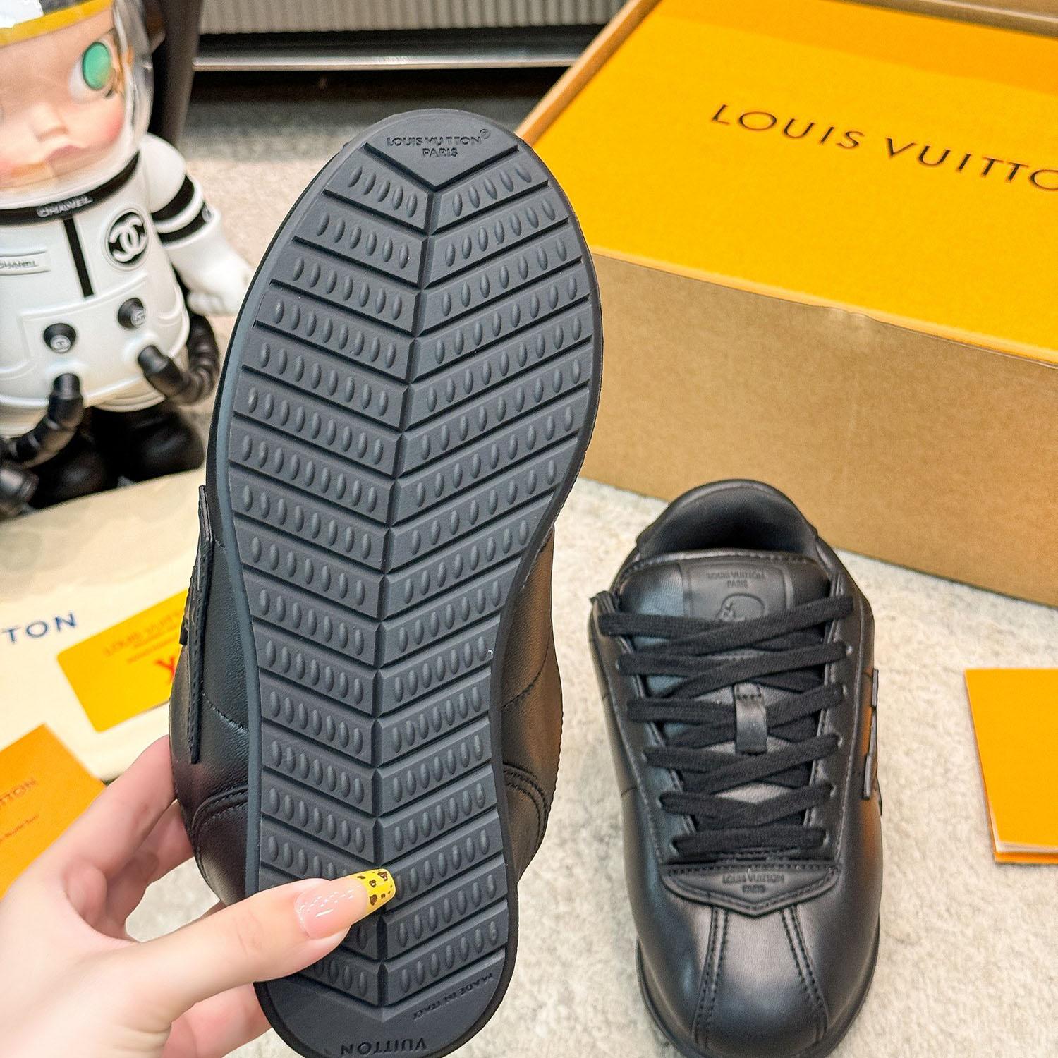 Louis Vuitton LV BUTTERSOFT Sneaker  1AIKEL - DesignerGu