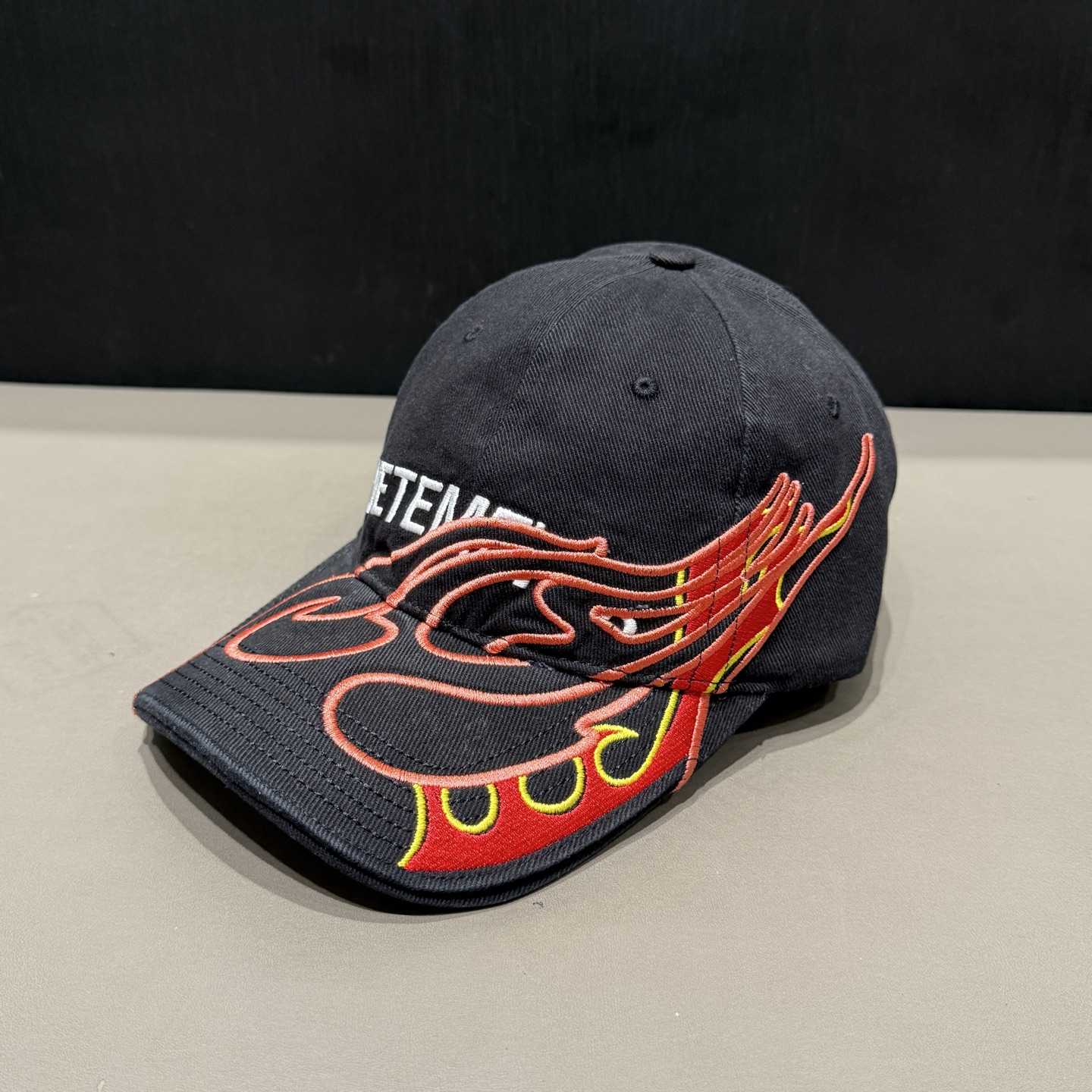 Vetements Cap  - DesignerGu