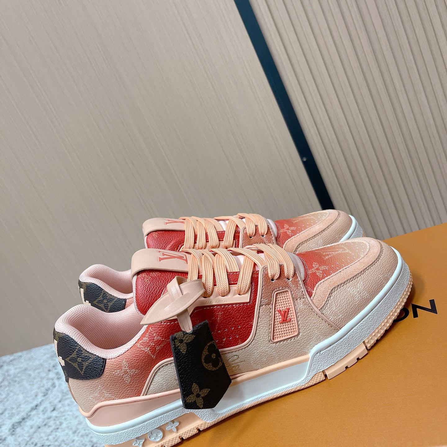 Louis Vuitton LV Trainer Sneaker  1AJTPM - DesignerGu
