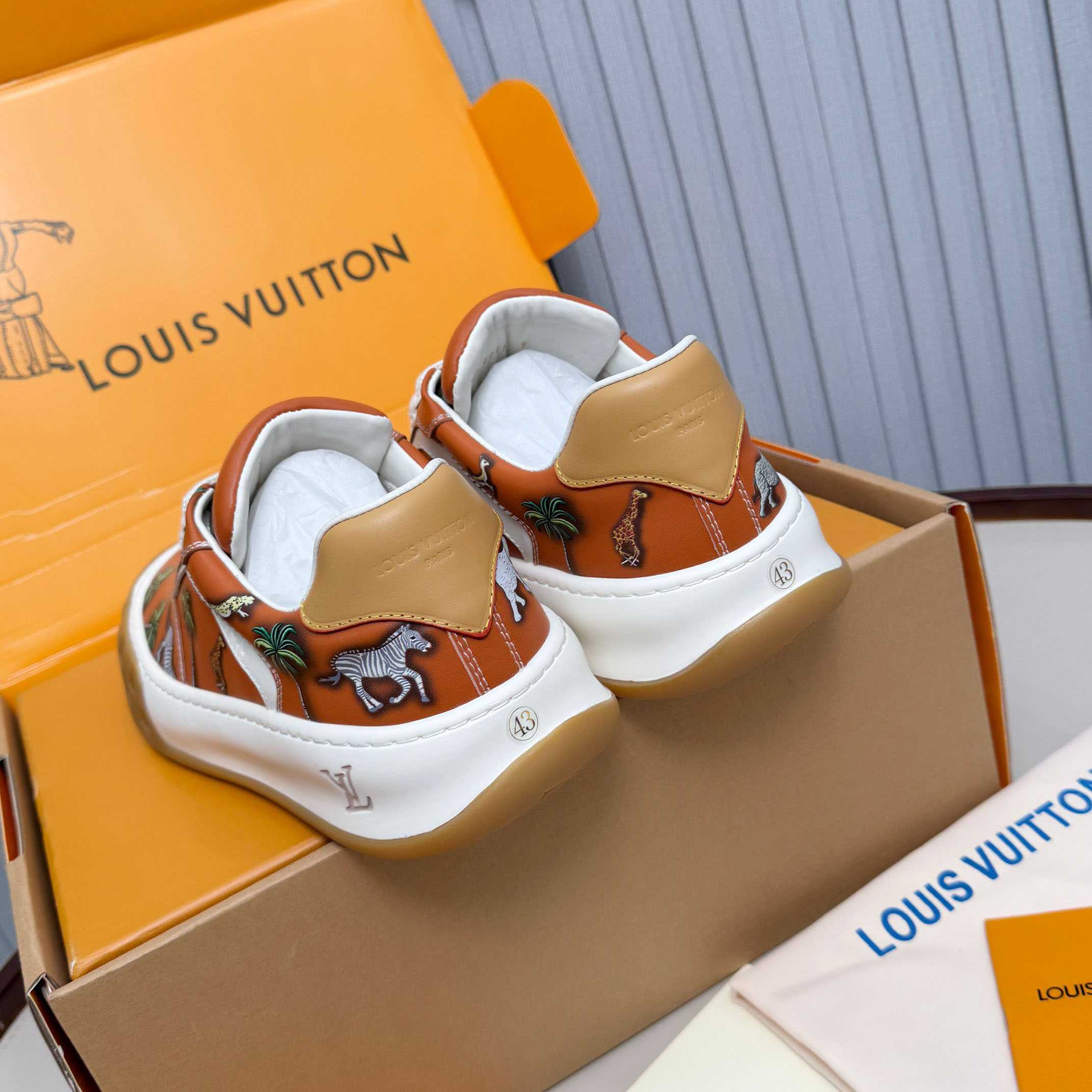 Louis Vuitton LV x The Darjeeling Limited LV Tilted Sneaker  1AJTL3 - DesignerGu