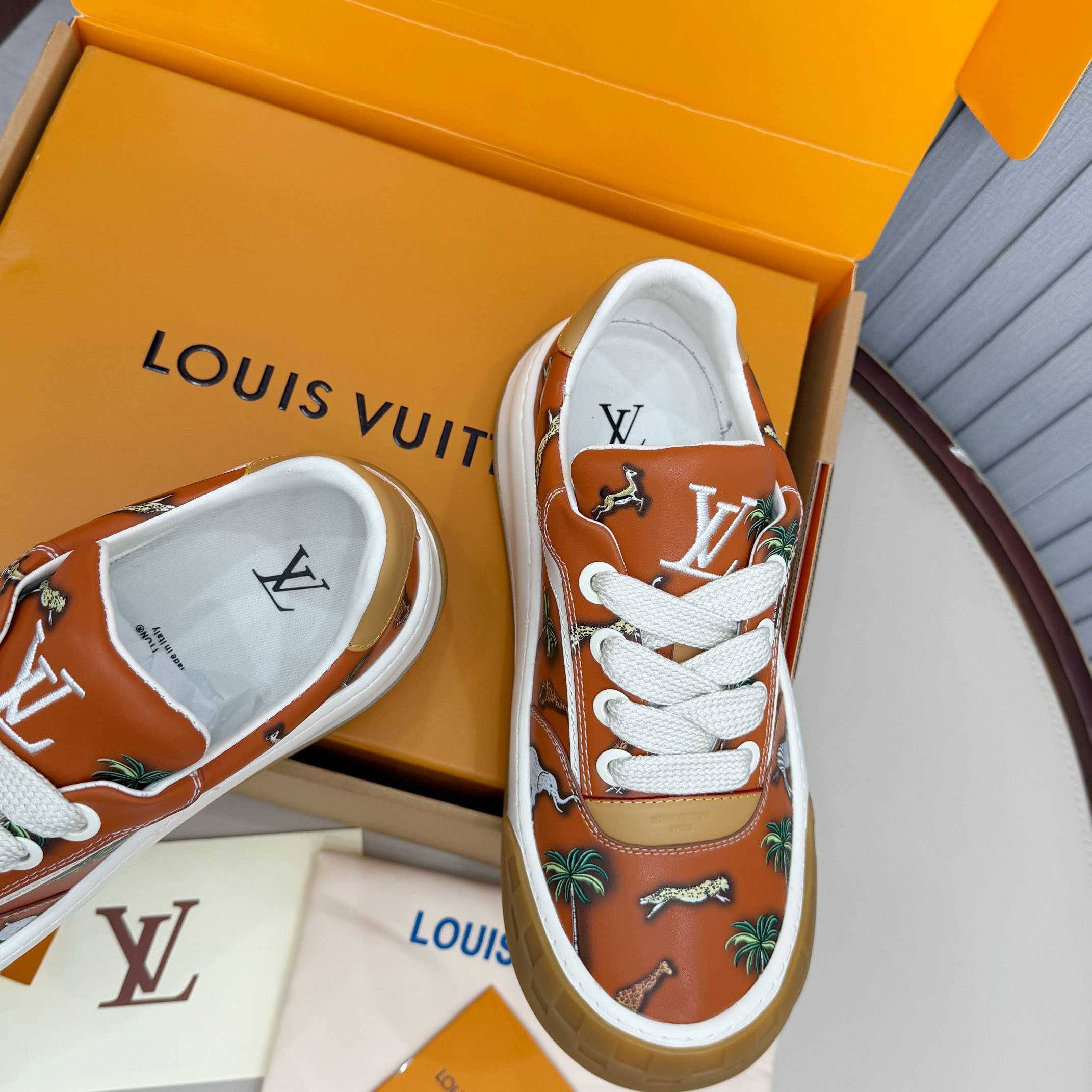Louis Vuitton LV x The Darjeeling Limited LV Tilted Sneaker  1AJTL3 - DesignerGu