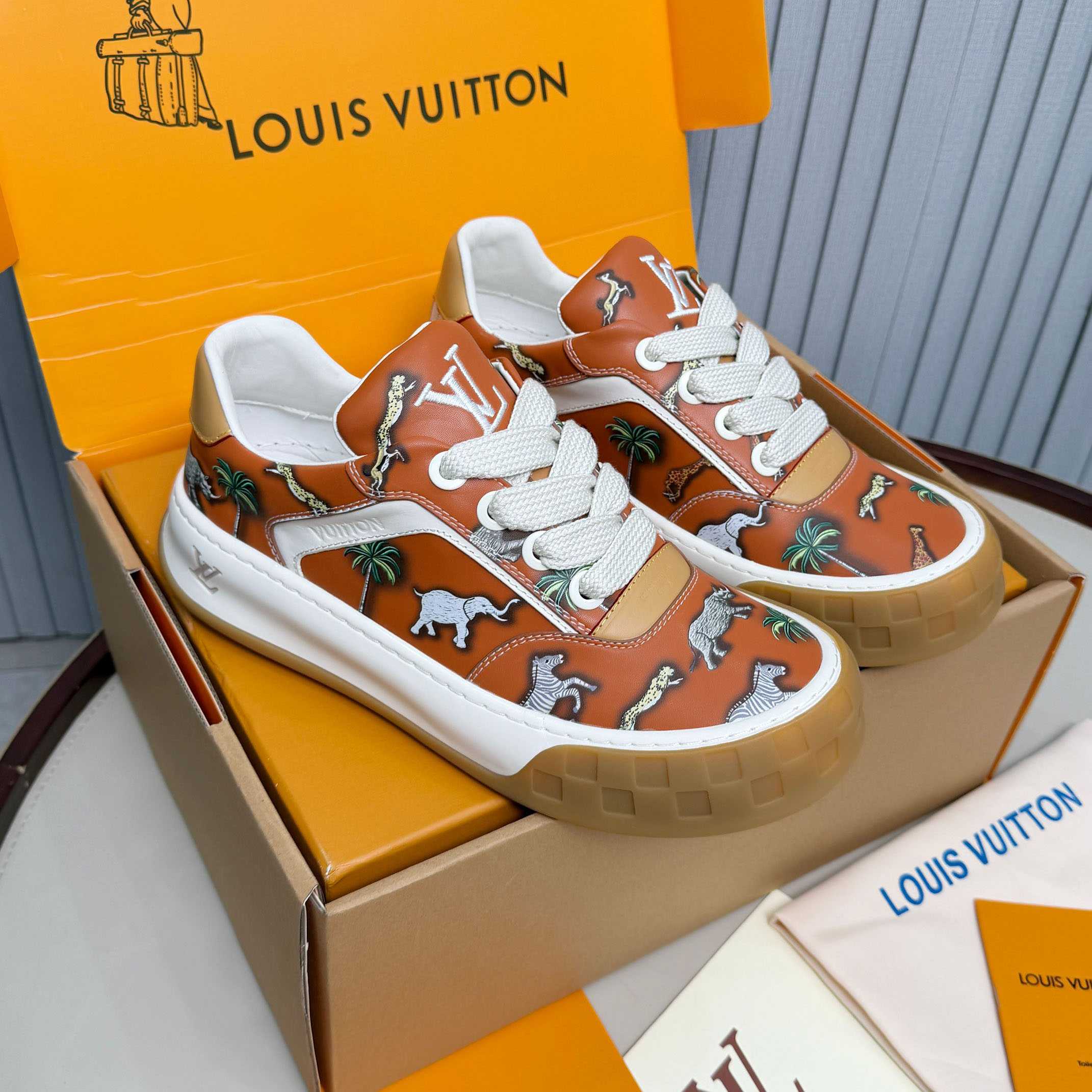Louis Vuitton LV x The Darjeeling Limited LV Tilted Sneaker  1AJTL3 - DesignerGu