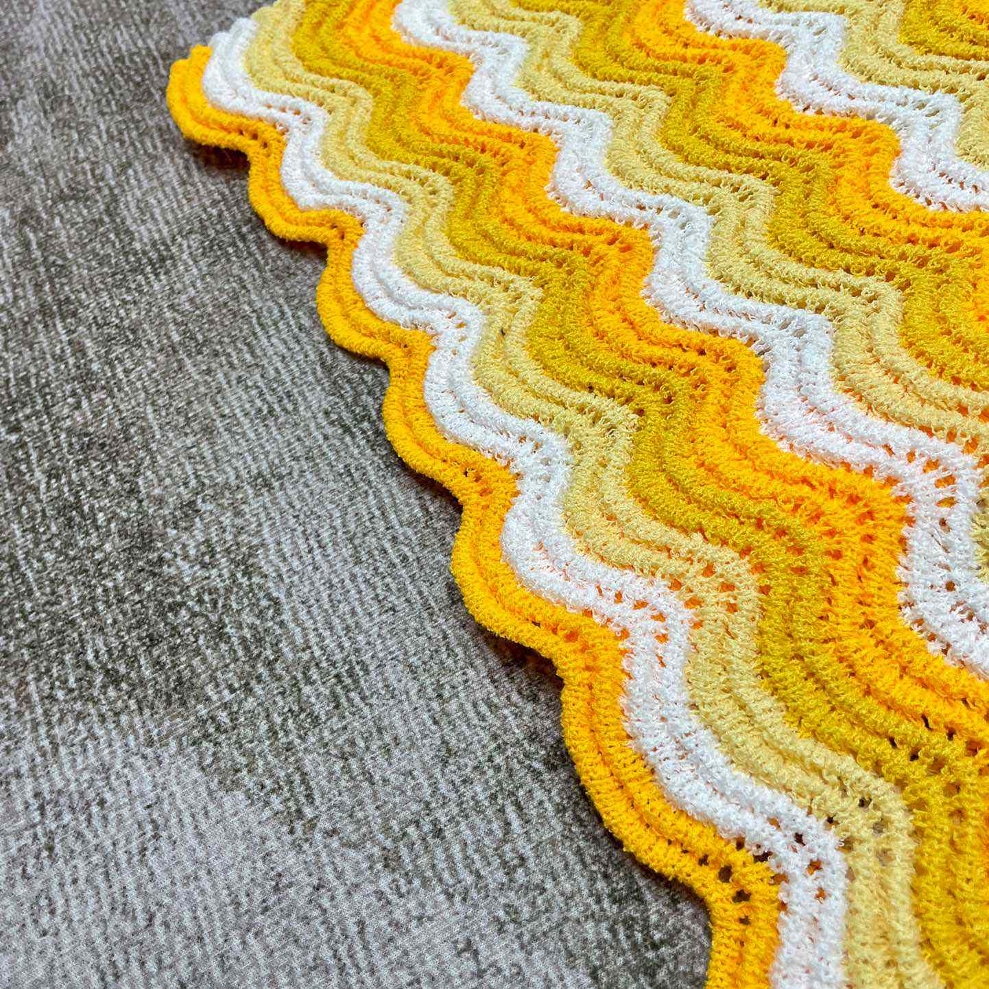 Casablanca Wavy Gradient Open Knit Shirt D009 - DesignerGu