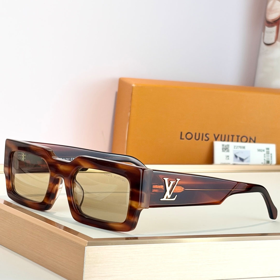 Louis Vuitton Z2703E Sunglasses    - DesignerGu