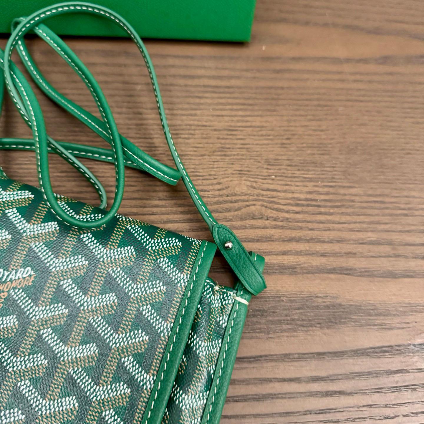 Goyard Plumet Pocket Wallet - DesignerGu