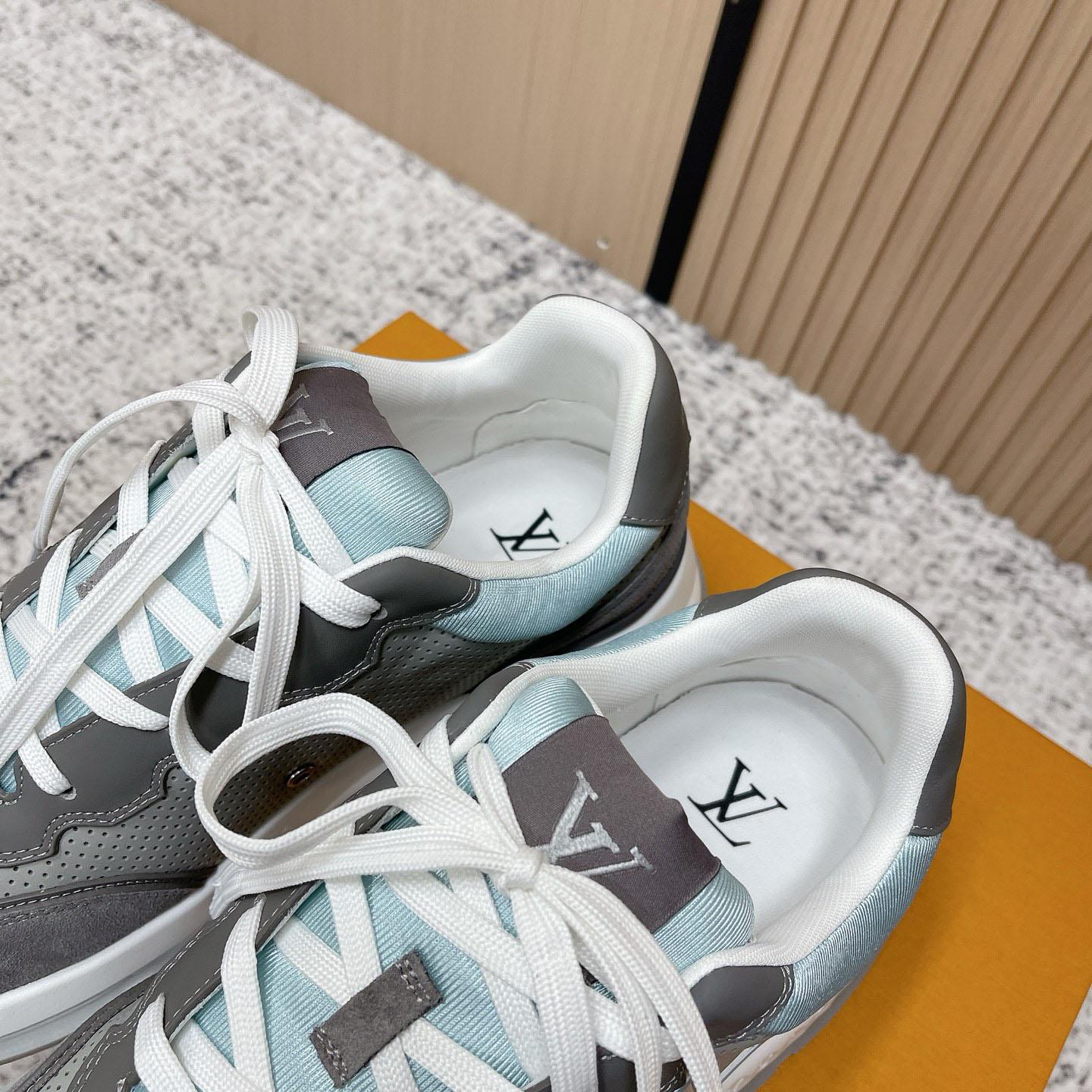 Louis Vuitton LV Classic Sneaker 1AIOGC - DesignerGu
