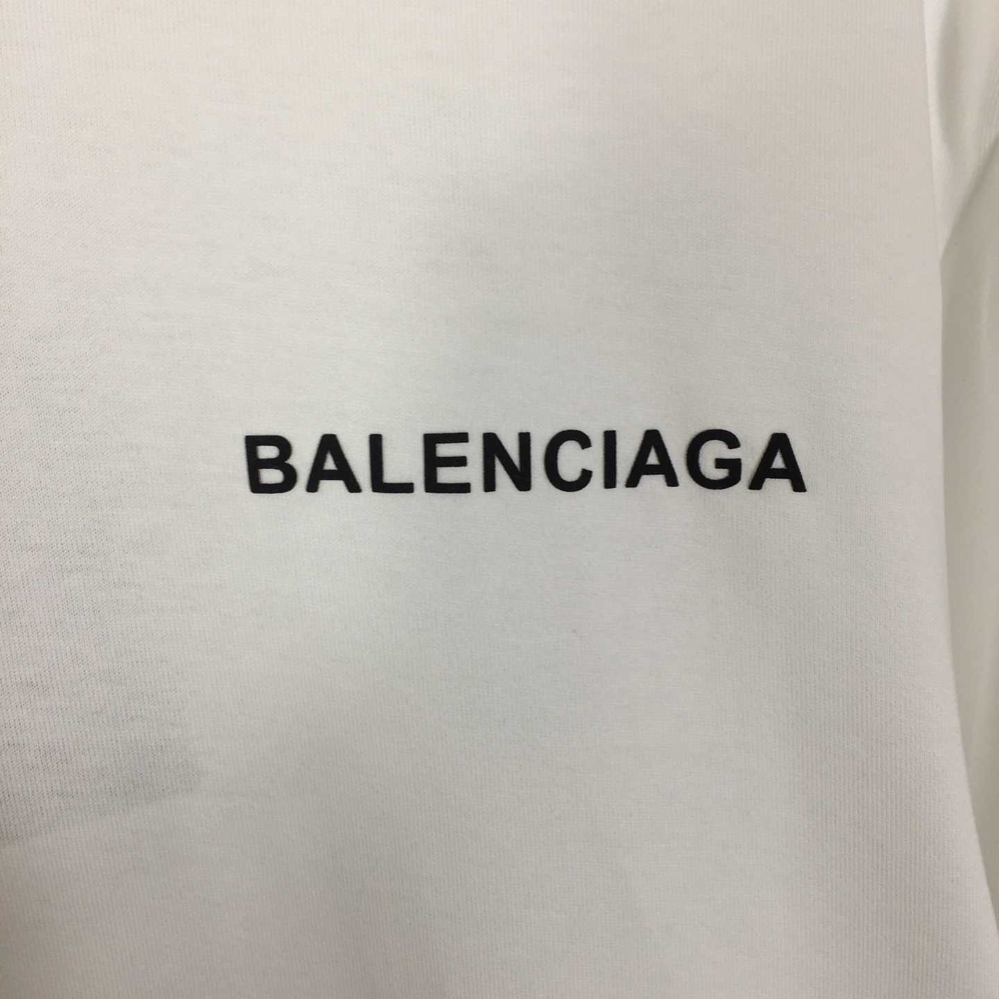 Balenciaga  T-shirt Medium Fit  - DesignerGu