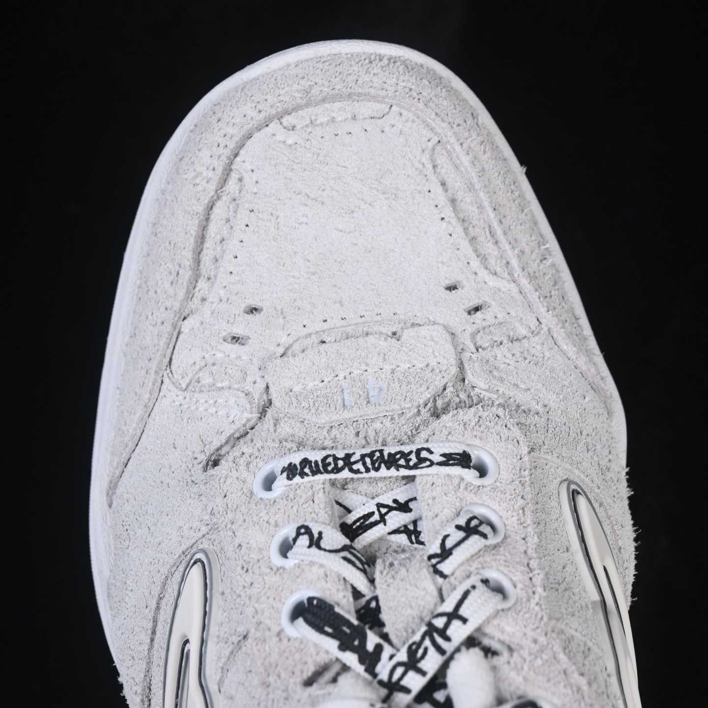 Balenciaga Hamptons Sneaker In Off-white And Black Brushed Suede Cowskin - DesignerGu