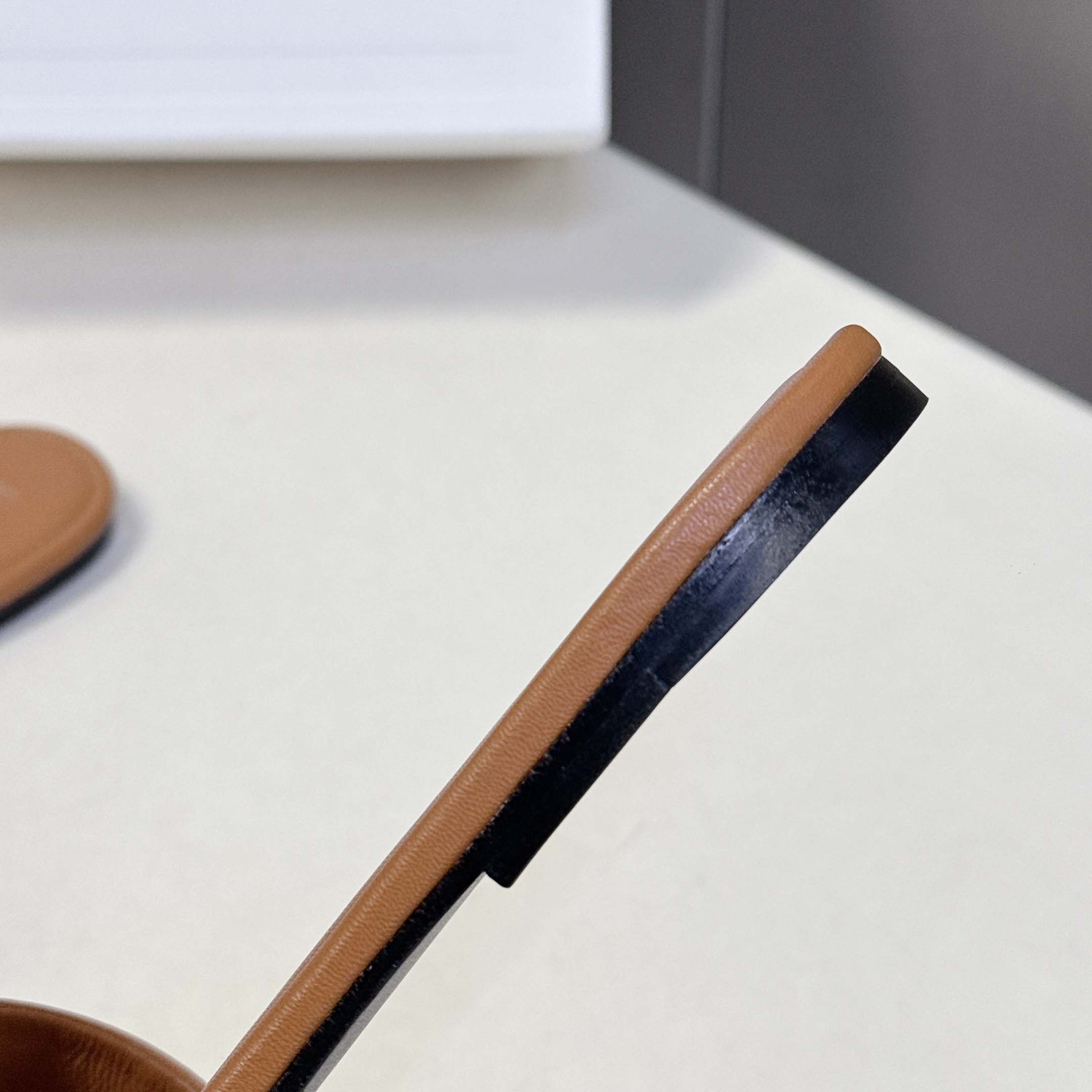 Celine Coast Mule In Lambskin - DesignerGu