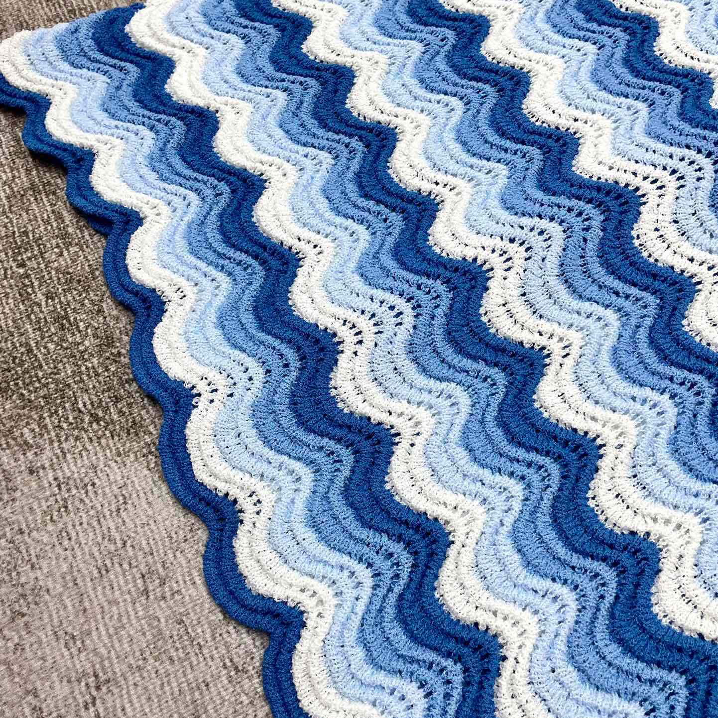 Casablanca Wavy Gradient Crochet Shirt D007 - DesignerGu