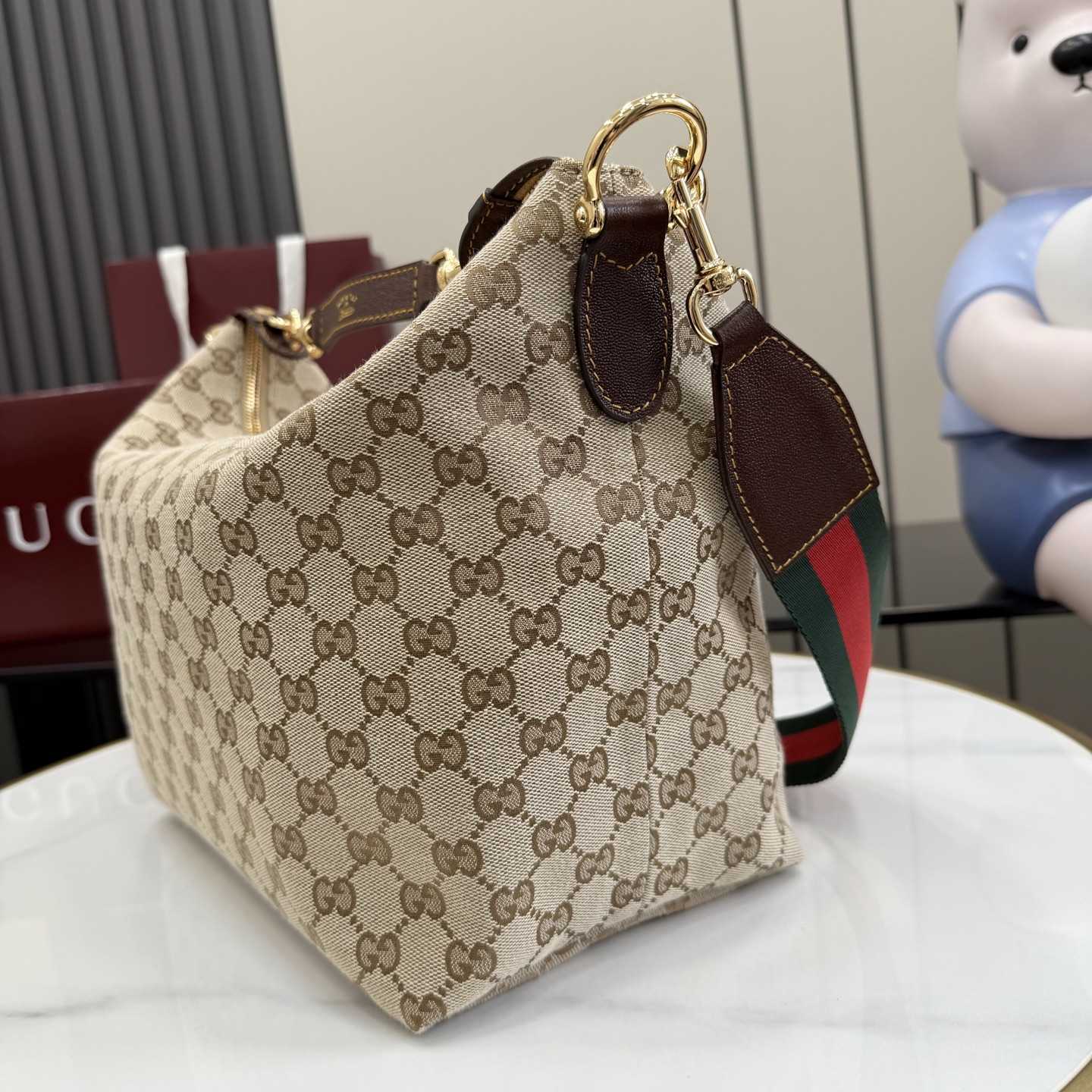 Gucci Brera Medium Crossbody Bag - DesignerGu