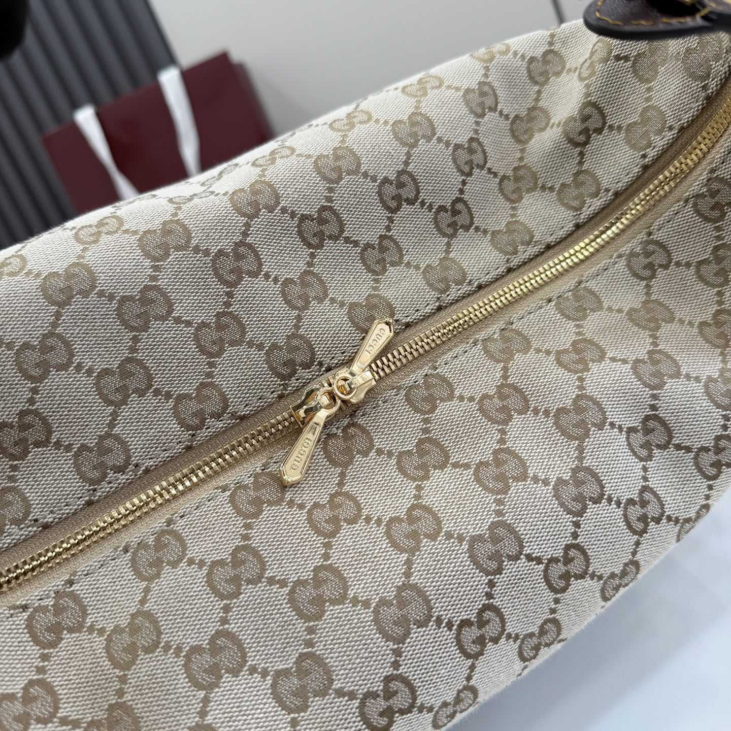 Gucci Brera Medium Crossbody Bag - DesignerGu
