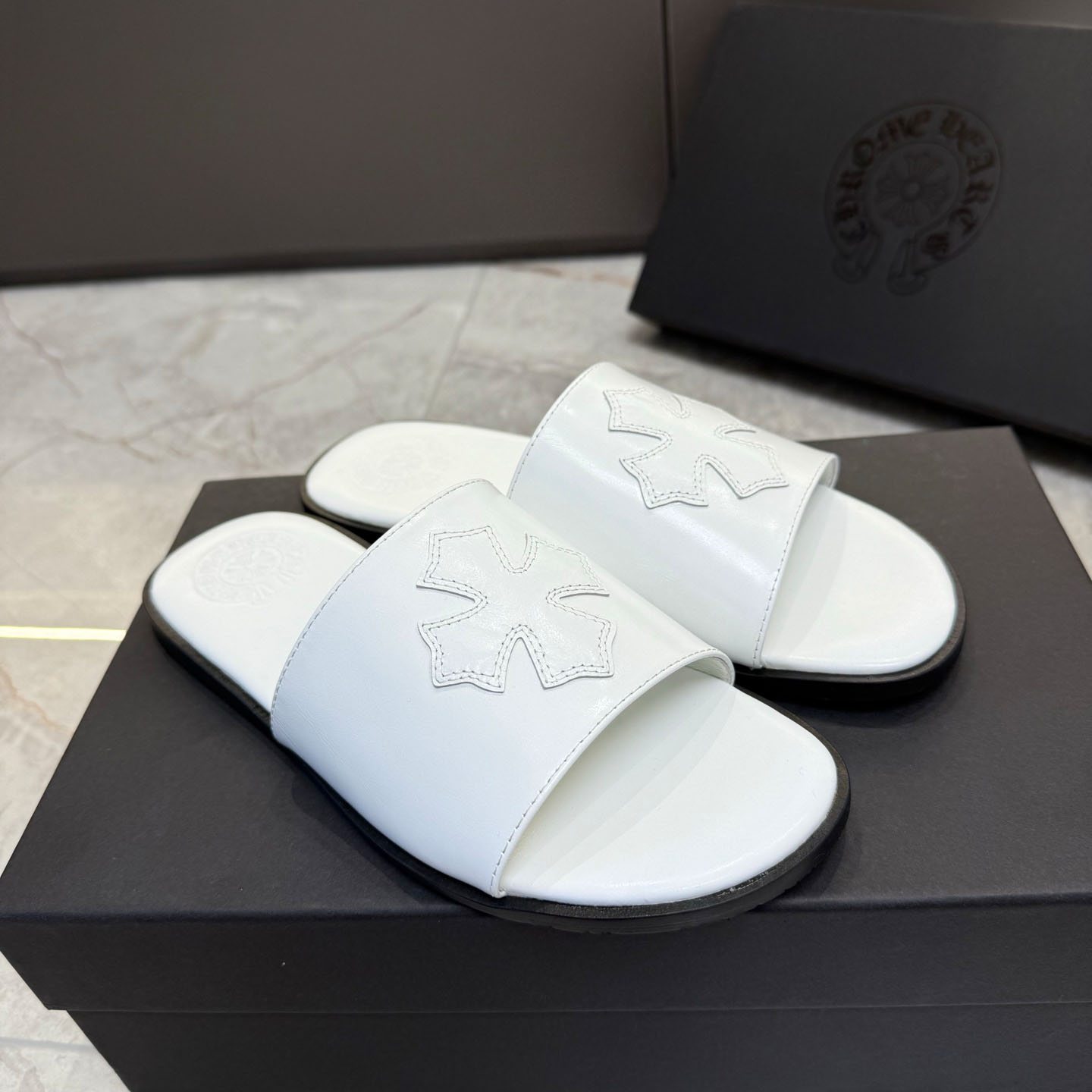 Chrome Hearts White Leather Slide Sandals - DesignerGu