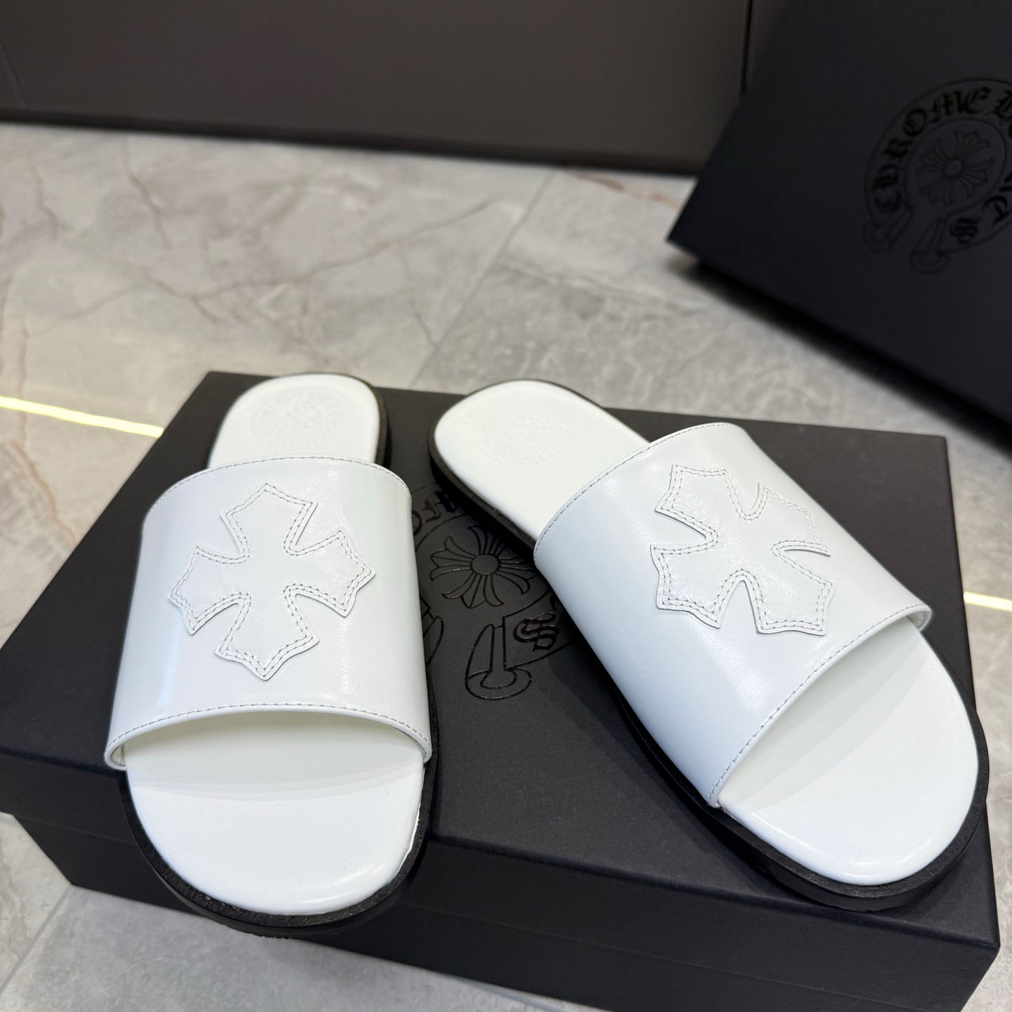 Chrome Hearts White Leather Slide Sandals - DesignerGu
