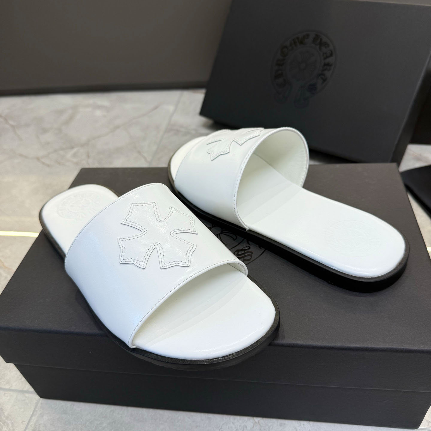 Chrome Hearts White Leather Slide Sandals - DesignerGu
