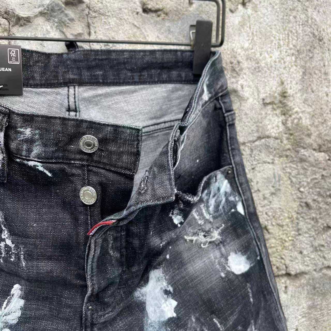 Dsquared2  Denim Shorts     D606 - DesignerGu