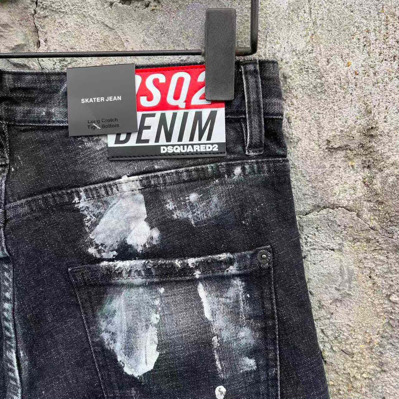 Dsquared2  Denim Shorts     D606 - DesignerGu