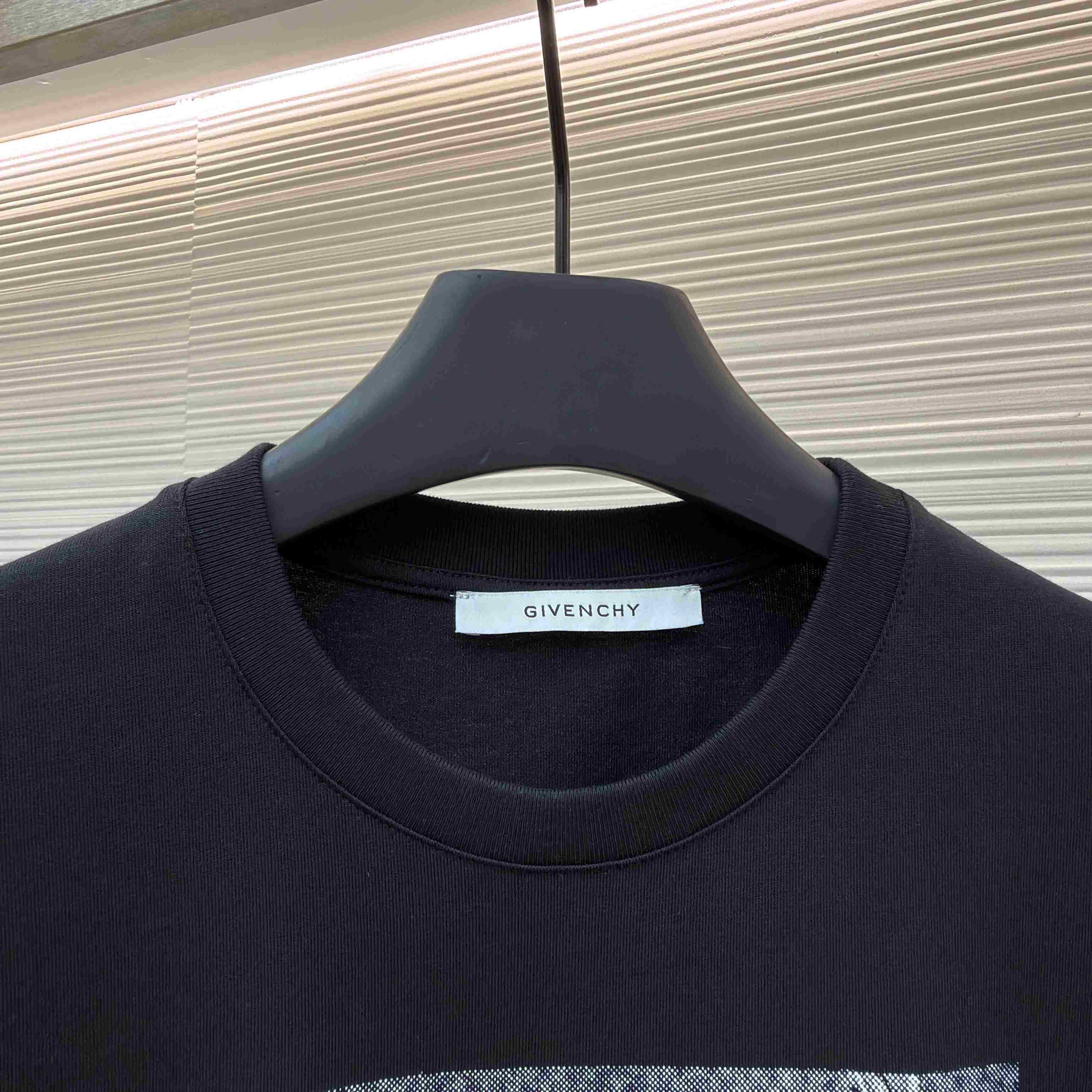 Givenchy T-shirt In Cotton With Surrealism Print - DesignerGu