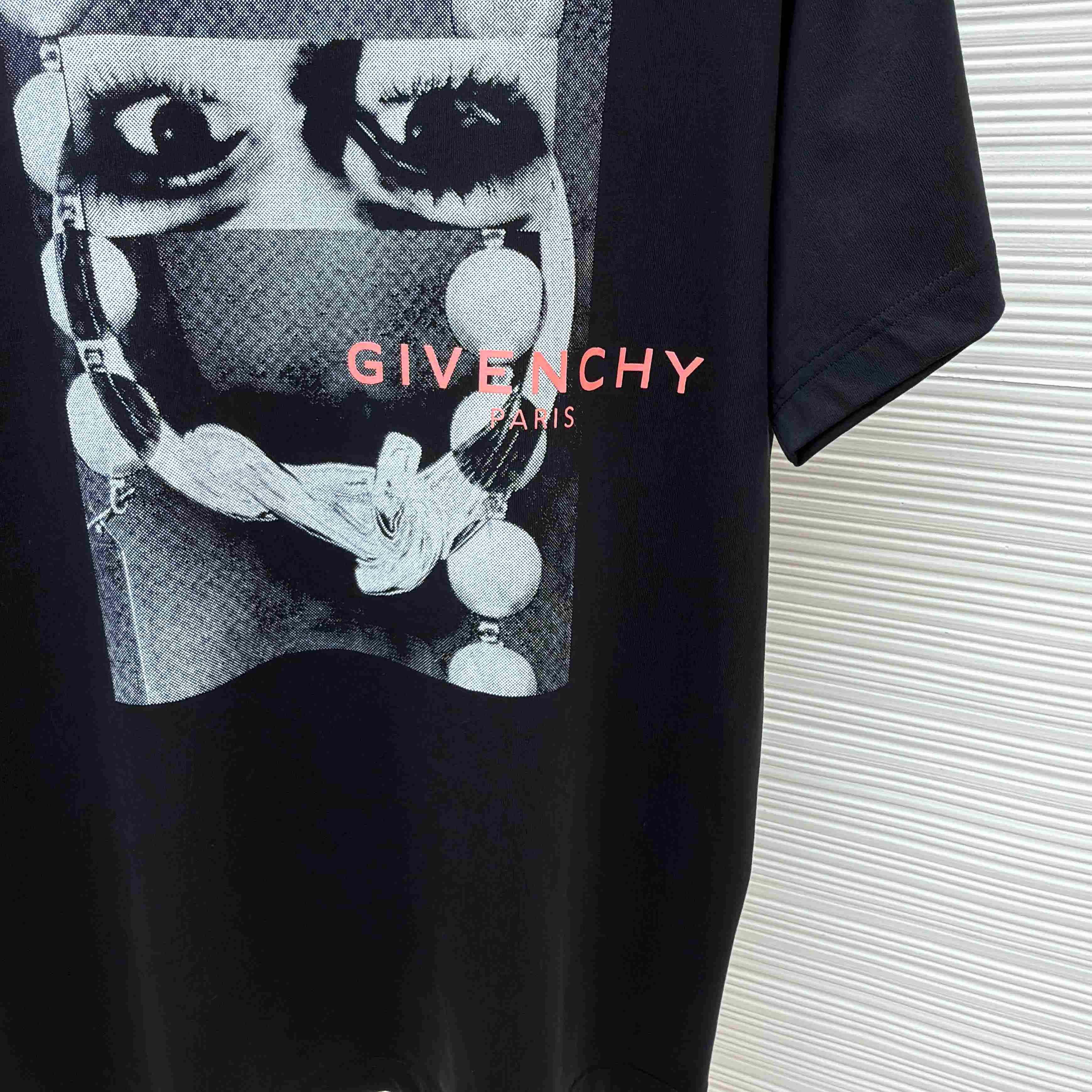 Givenchy T-shirt In Cotton With Surrealism Print - DesignerGu