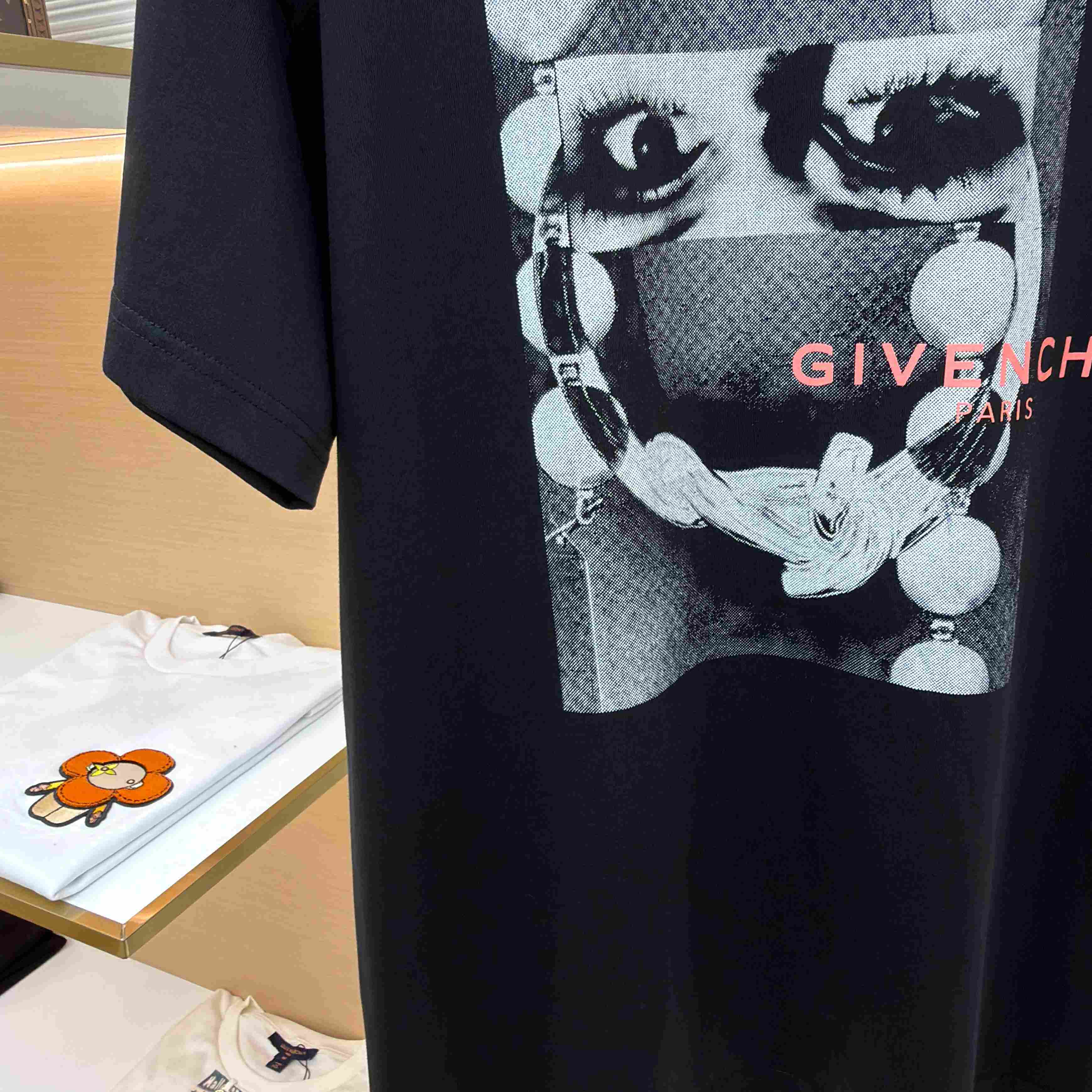 Givenchy T-shirt In Cotton With Surrealism Print - DesignerGu