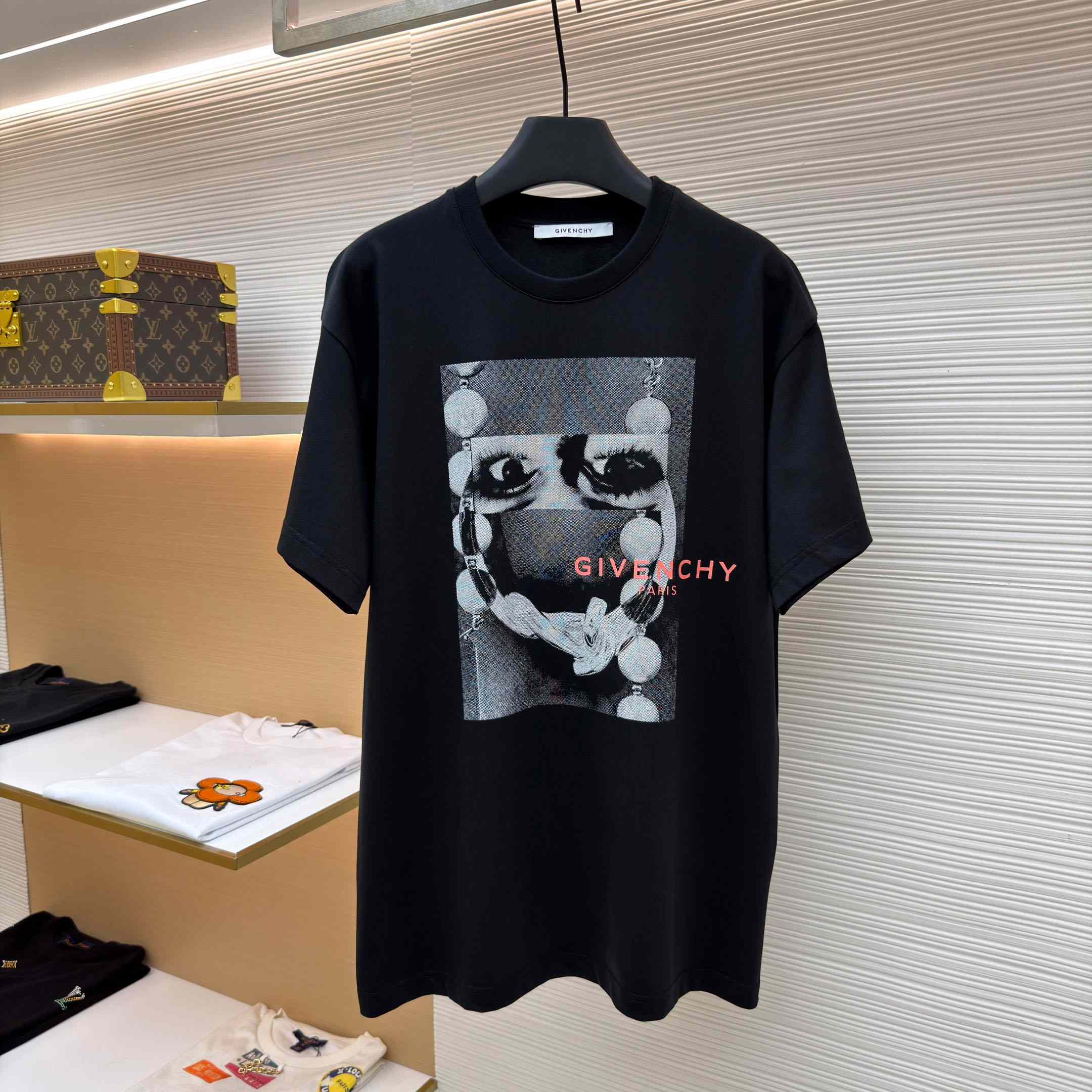 Givenchy T-shirt In Cotton With Surrealism Print - DesignerGu