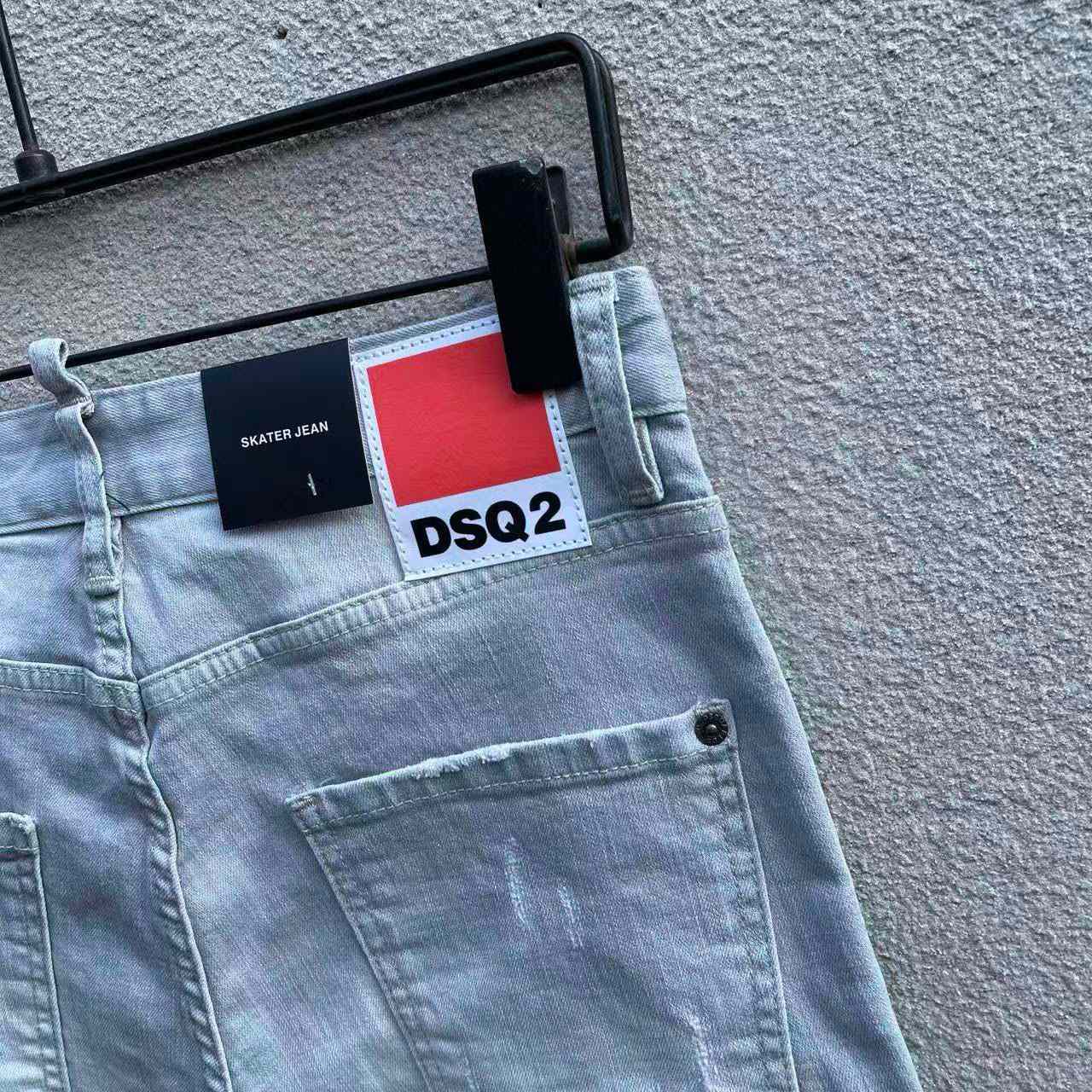 Dsquared2  Denim Shorts  D603 - DesignerGu