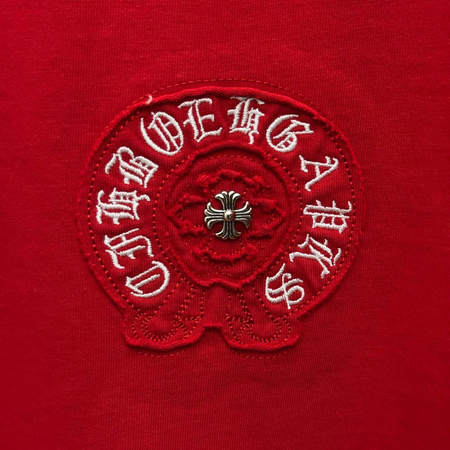 Chrome Hearts Red Sanskrit Horseshoe Embroidered  T-Shirt - DesignerGu