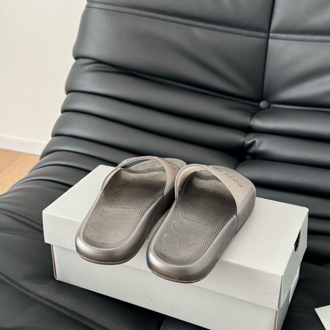 Balenciaga Pool Transparent Slide Sandal - DesignerGu