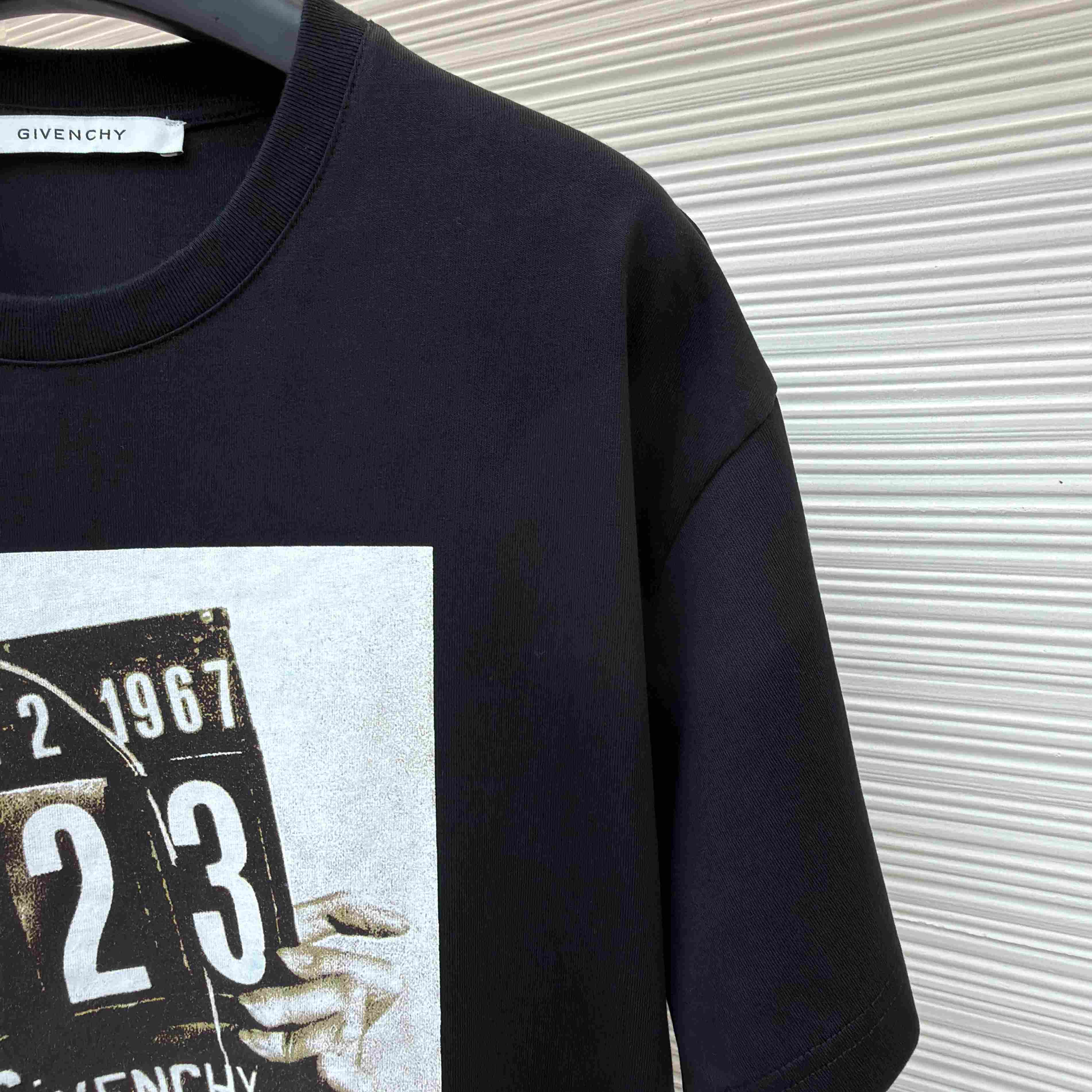 Givenchy T-shirt In Cotton With Clapperboard Print - DesignerGu