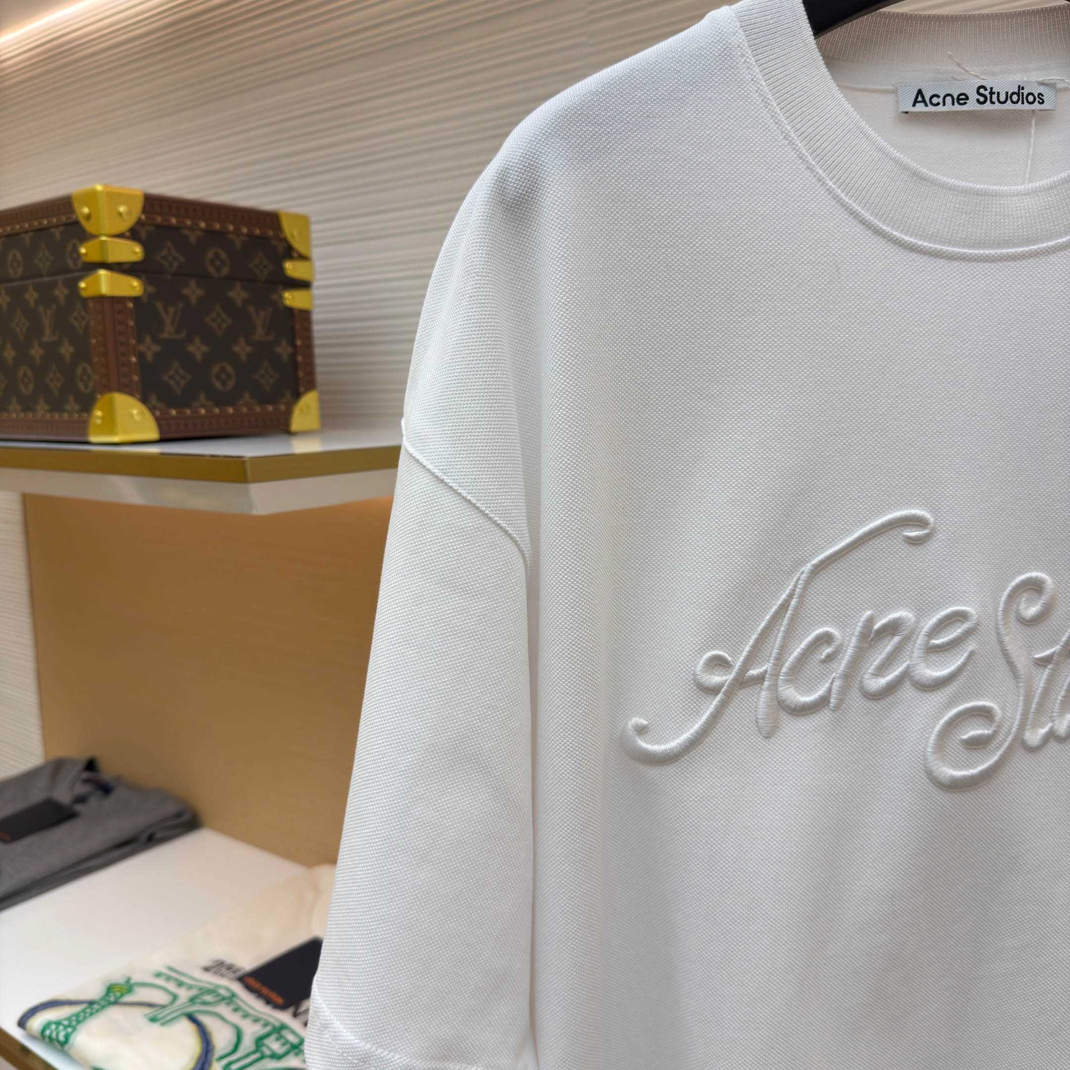 Acne Studios  Embroidered Logo T-shirt - DesignerGu