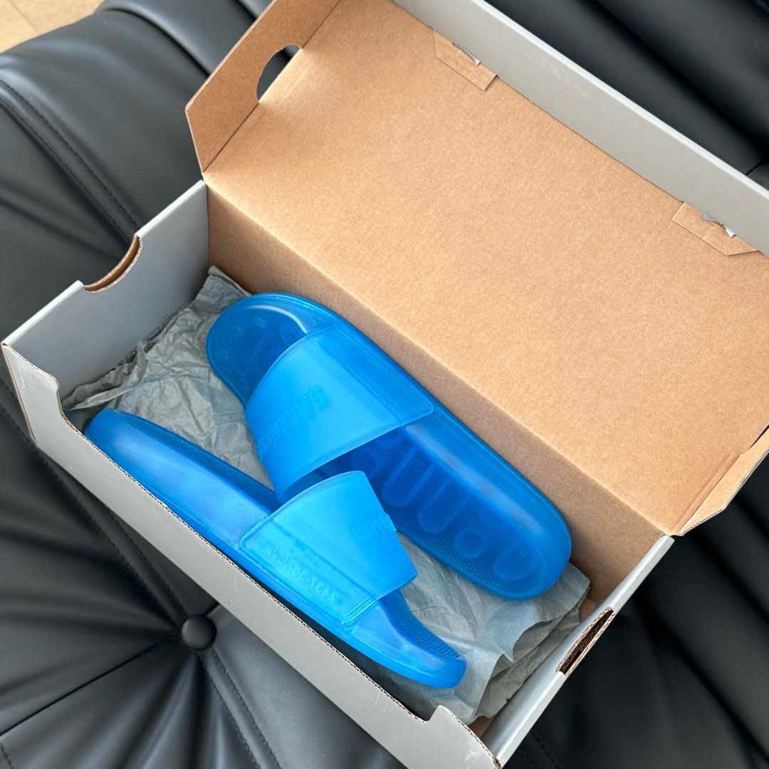Balenciaga Pool Transparent Slide Sandal - DesignerGu