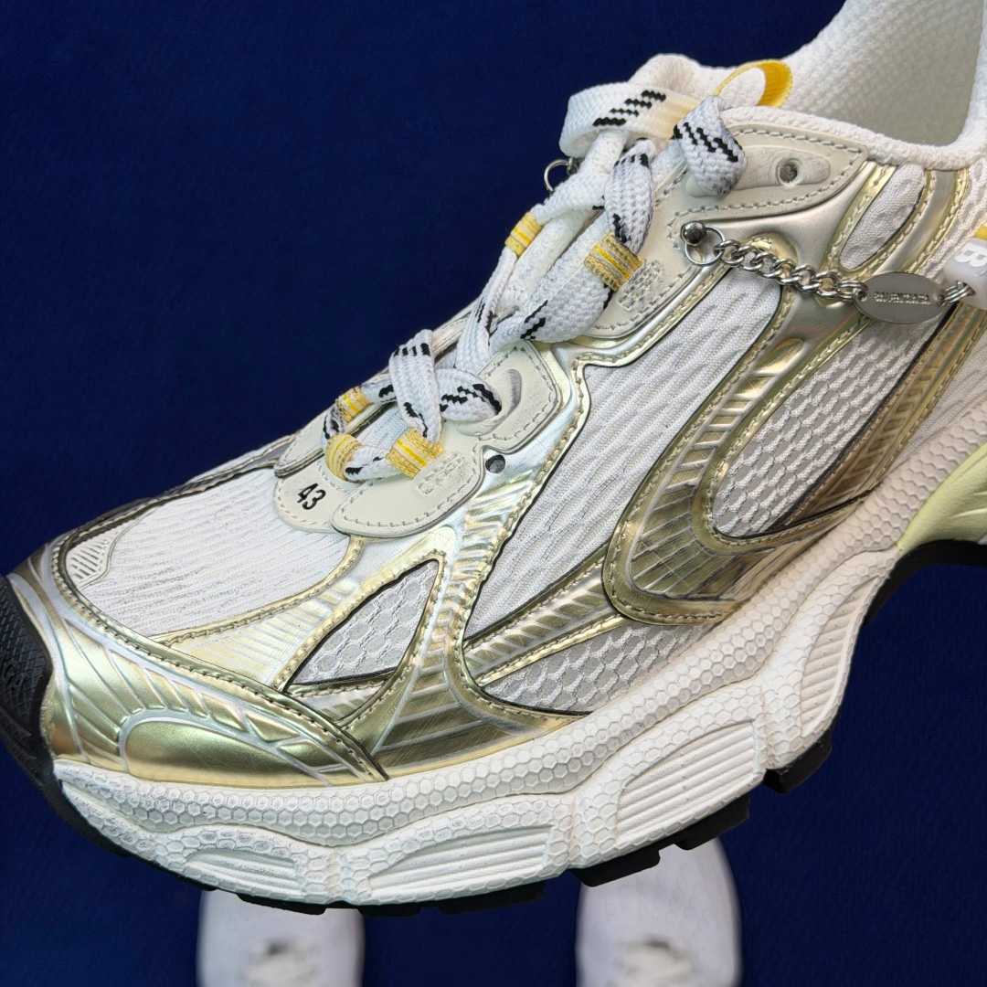Balenciaga 3xl Sneaker With Charms In White/Yellow/Silver/Black - DesignerGu