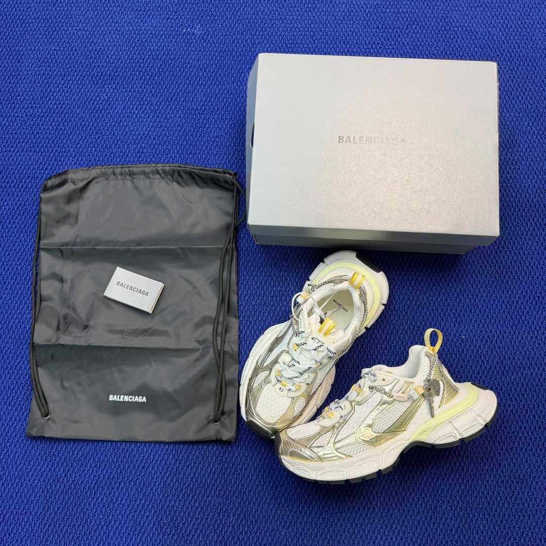 Balenciaga 3xl Sneaker With Charms In White/Yellow/Silver/Black - DesignerGu